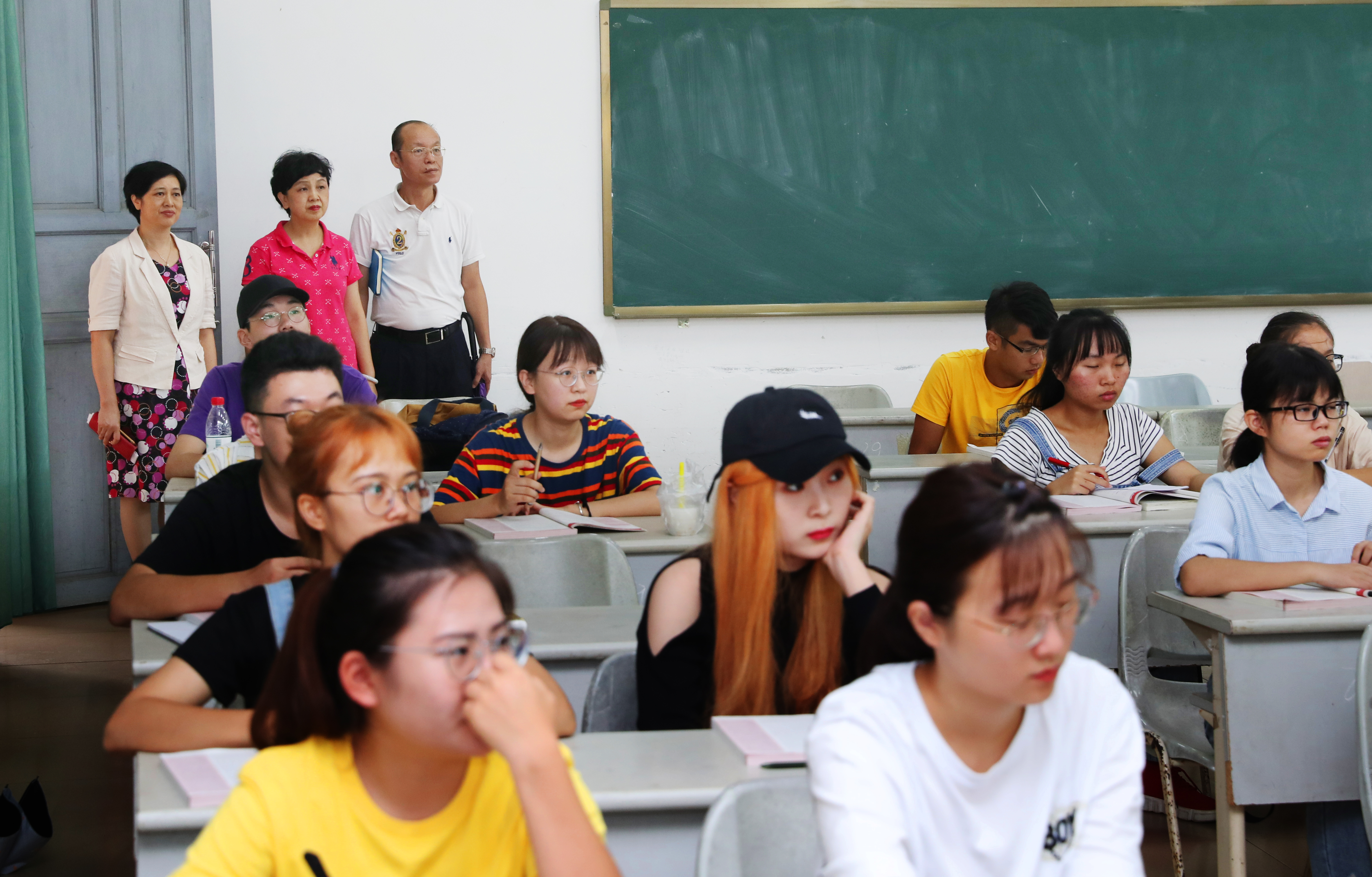 李红梅：朝气蓬勃迎接新学期，上好开学第一课