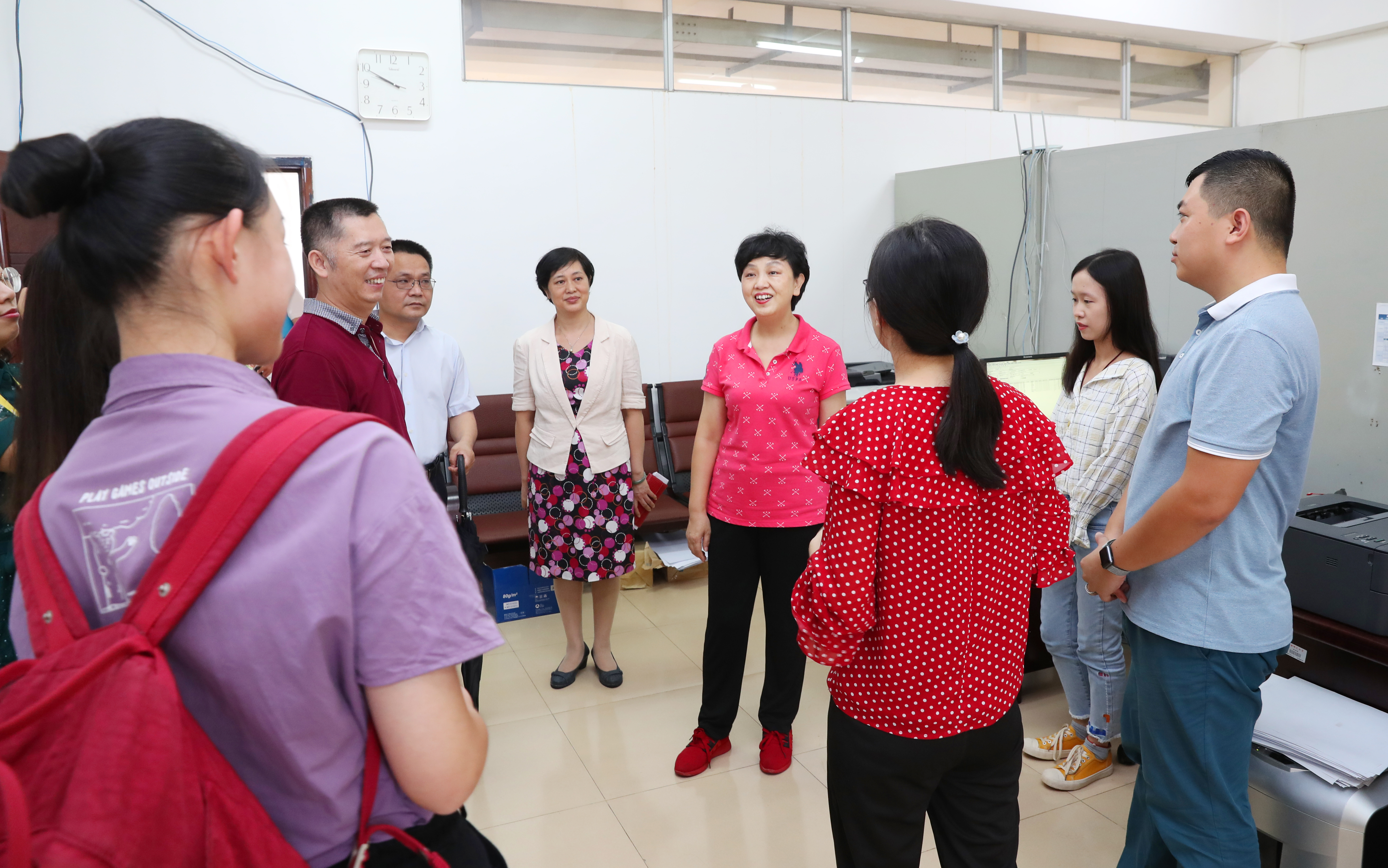 李红梅：朝气蓬勃迎接新学期，上好开学第一课