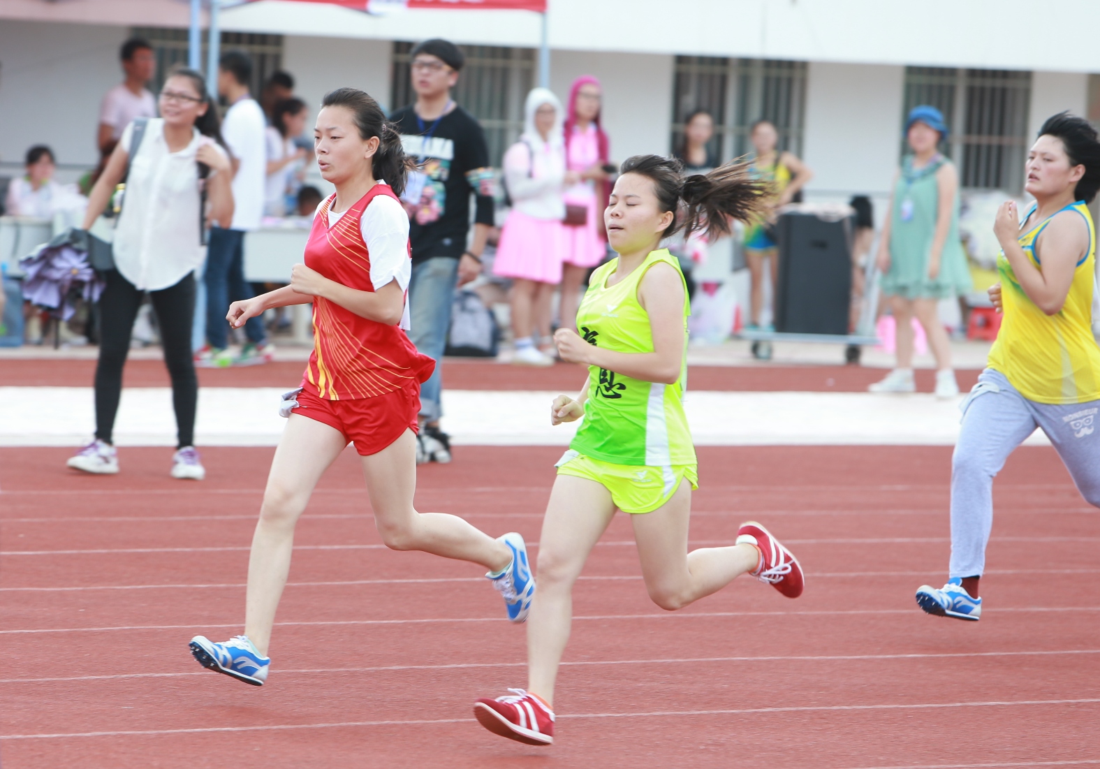 【第31届运动会】直击赛场：奔跑吧，海师人！