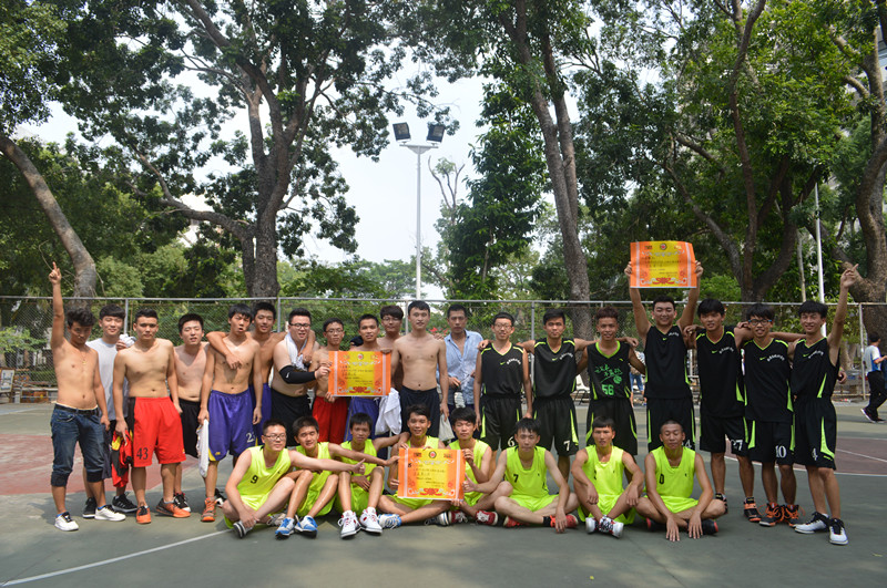 挑战地心引力,引爆篮球魅力――记数学与统计学院“迎新杯”篮球总决赛