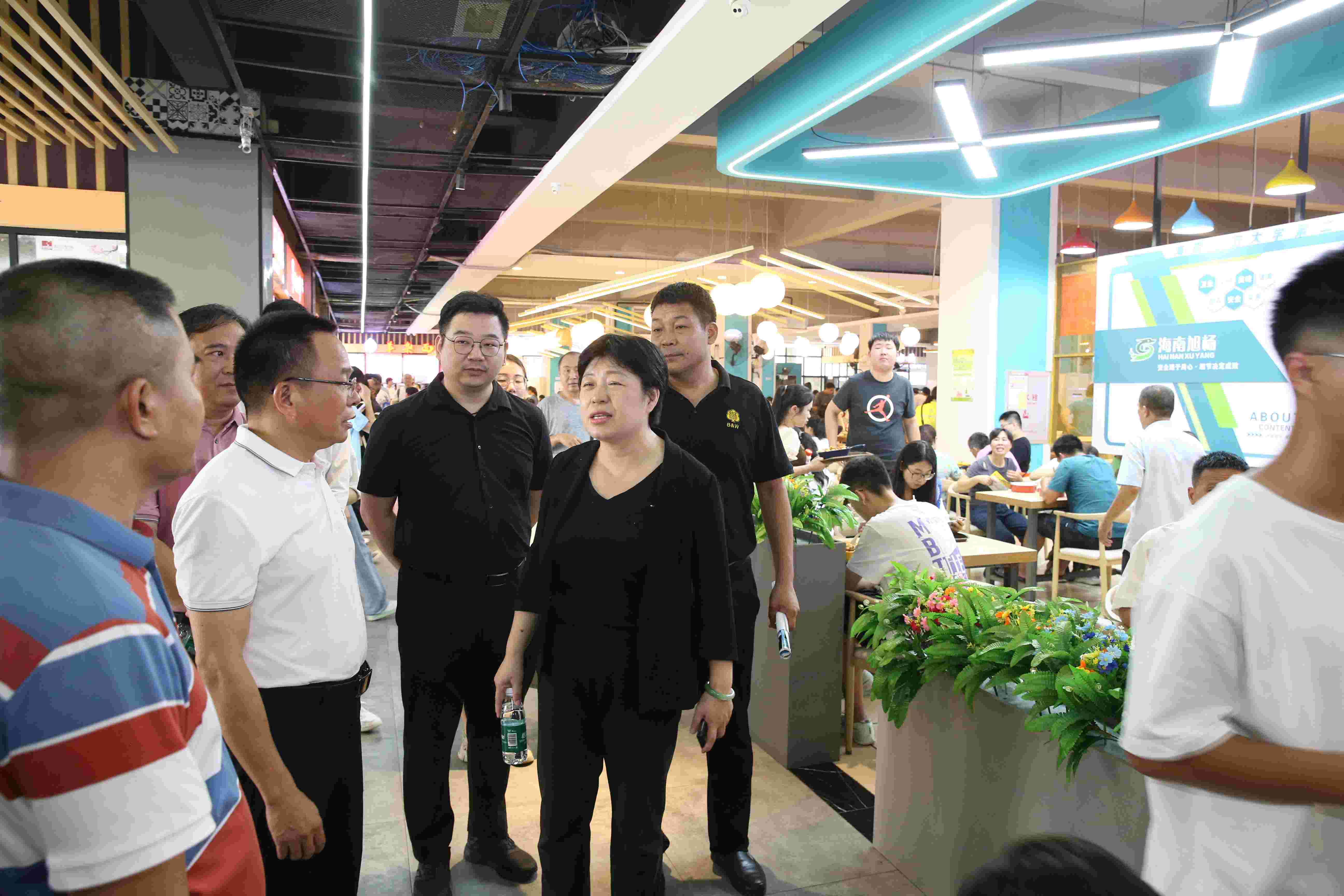 南海风起，扬帆起航――五千余名2023级新生来校报到