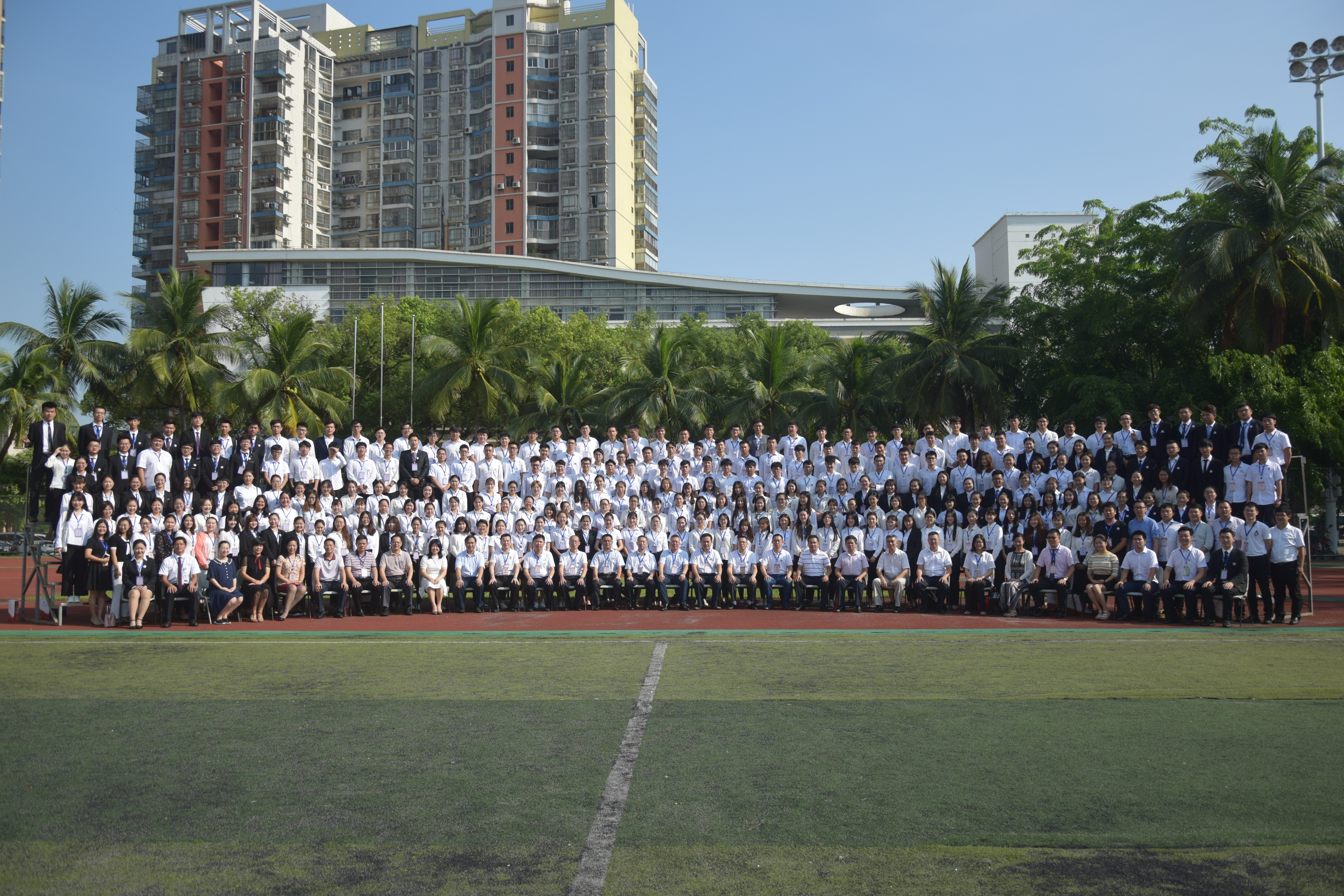 我校召开第二十六次学生代表大会