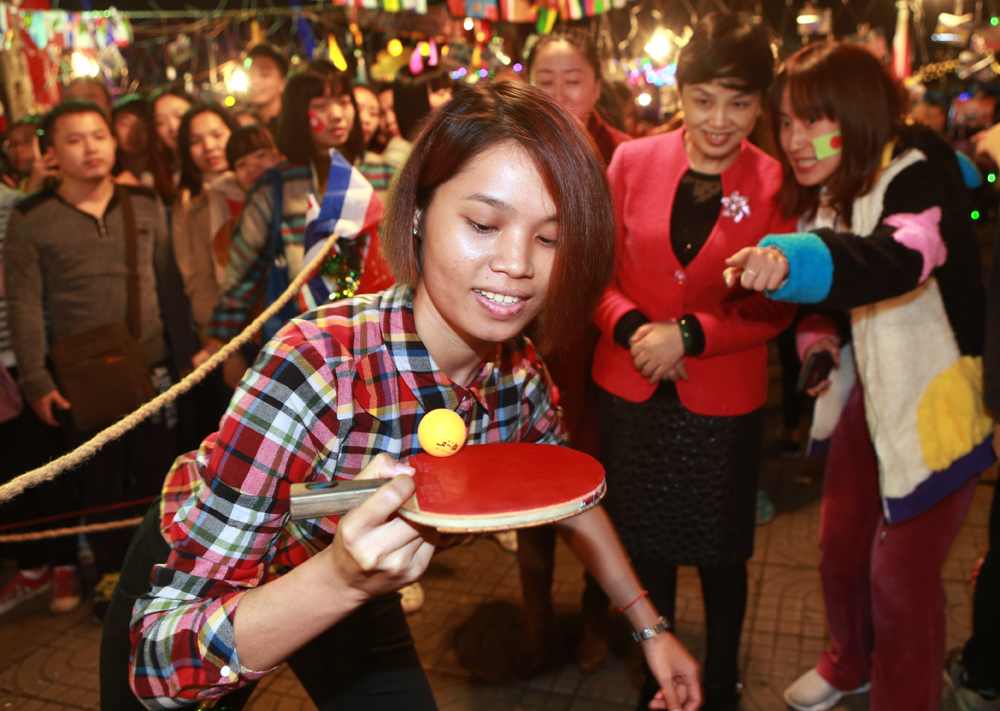 群羊翘首，喜气洋洋――我校举办2015年元旦游园