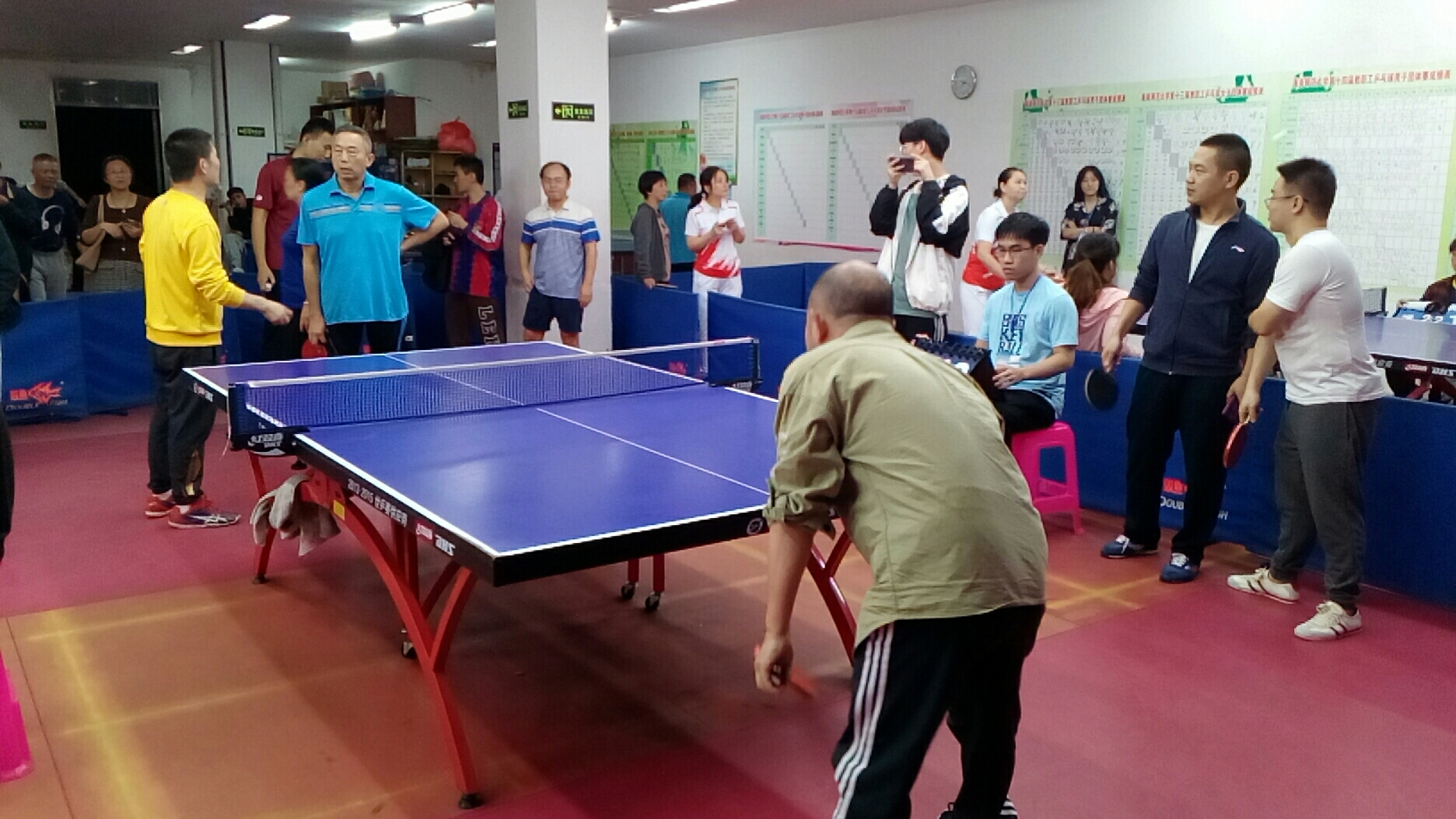我校第十五届教职工乒乓球团体赛开幕