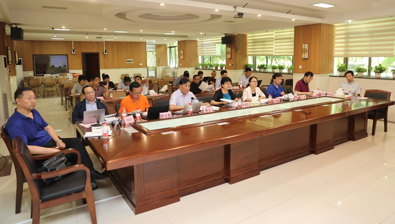 我校李振玉教授主持的《海南省基础教育教师队伍建设“十四五”规划》通过专家鉴定