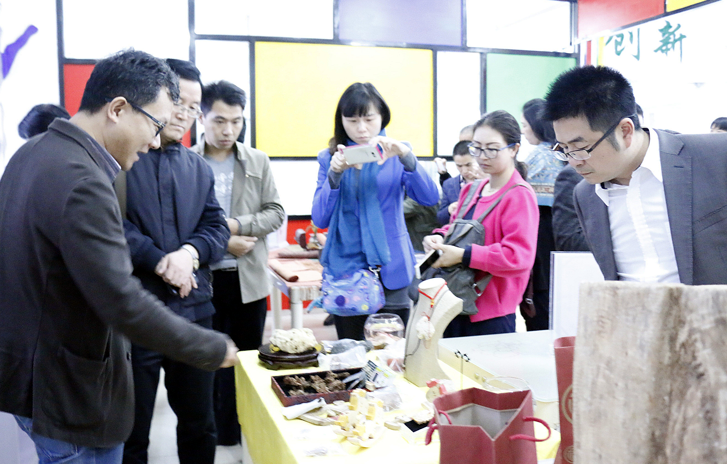 33所高校代表团参观我校科技园“创梦空间”