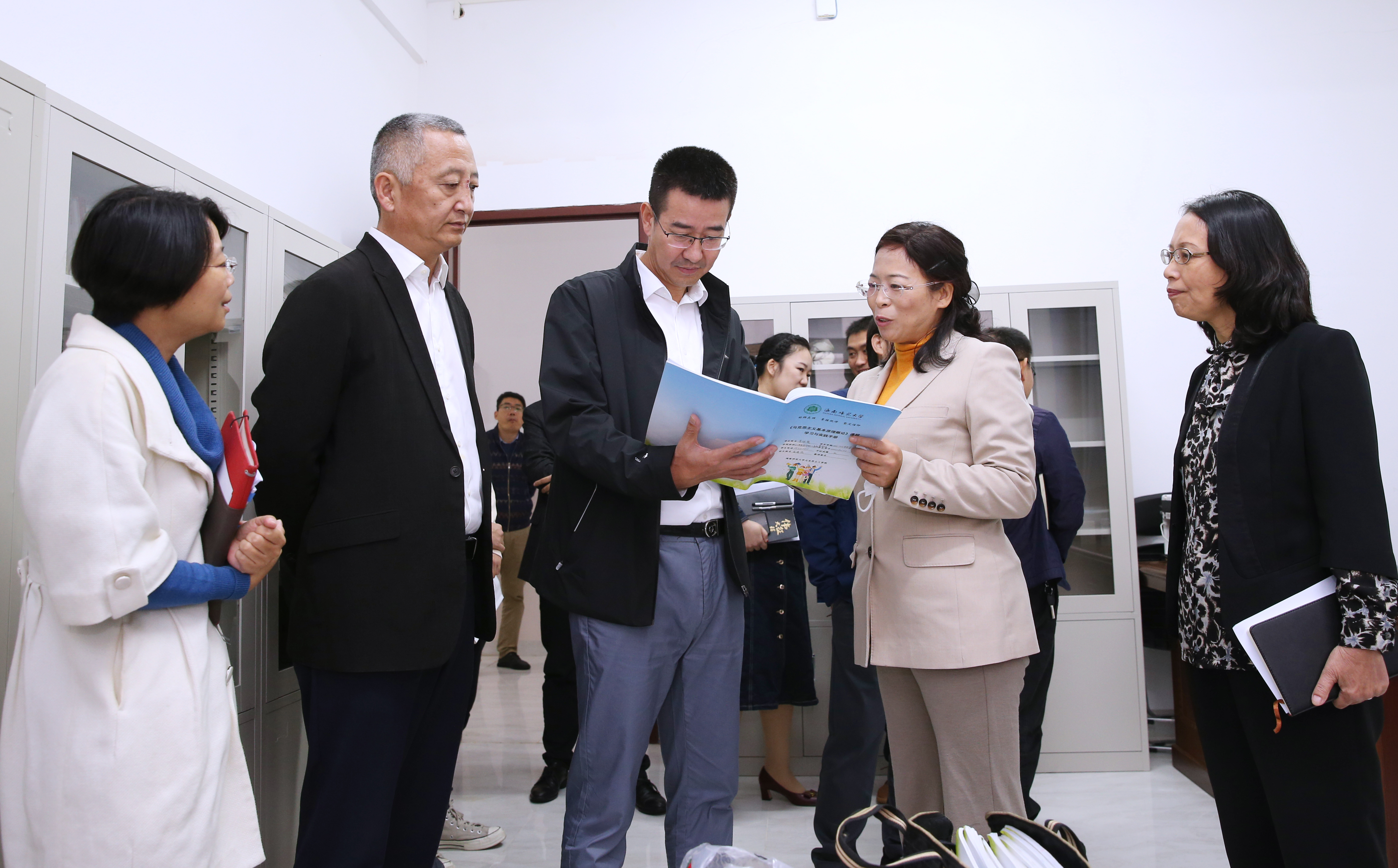 省委宣传部副部长徐壮志一行调研我校全国重点马克思主义学院培育单位建设情况