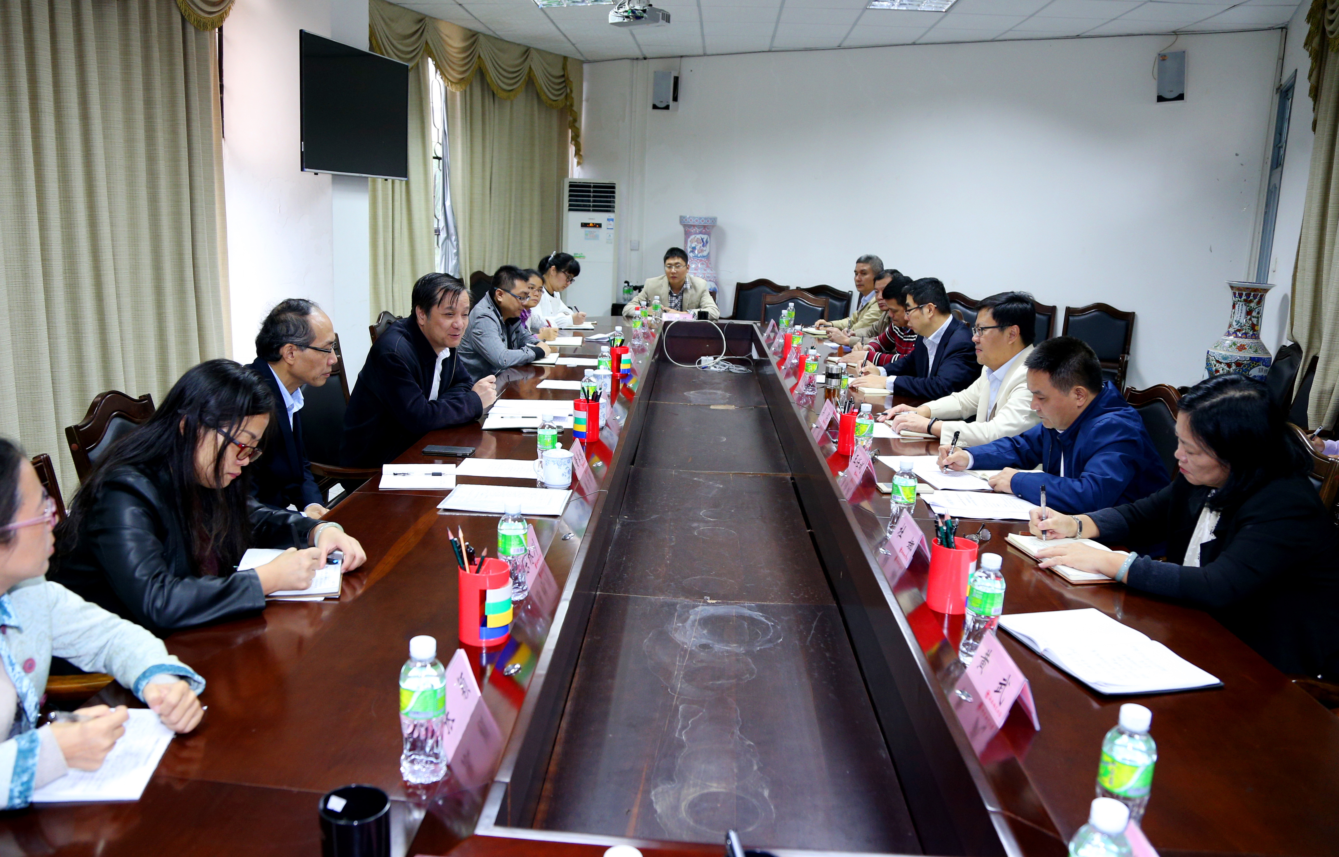全省高校党建工作调研督查组来校检查党建工作