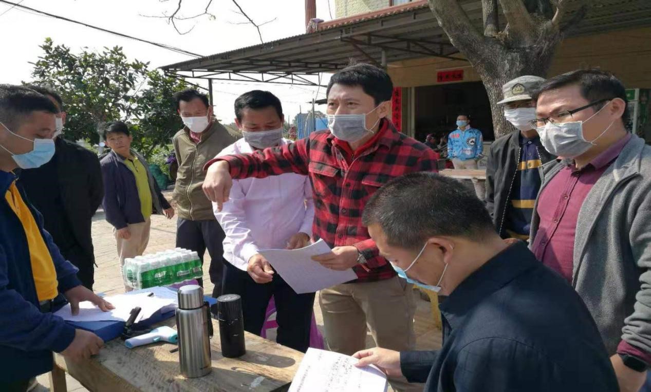 驻村工作队队长许林山：在英州镇疫情防控最前线