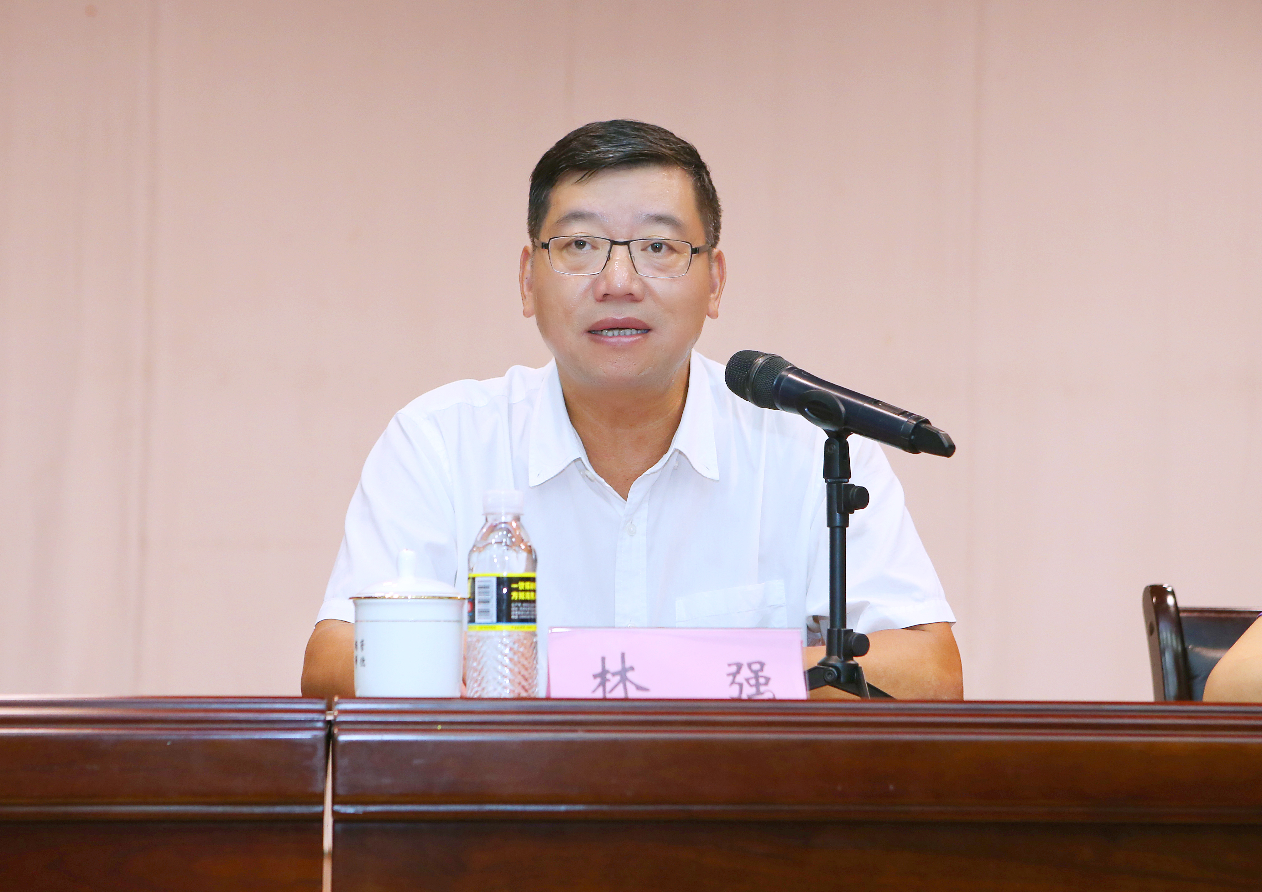 学校召开本科教学工作审核评估冲刺动员大会