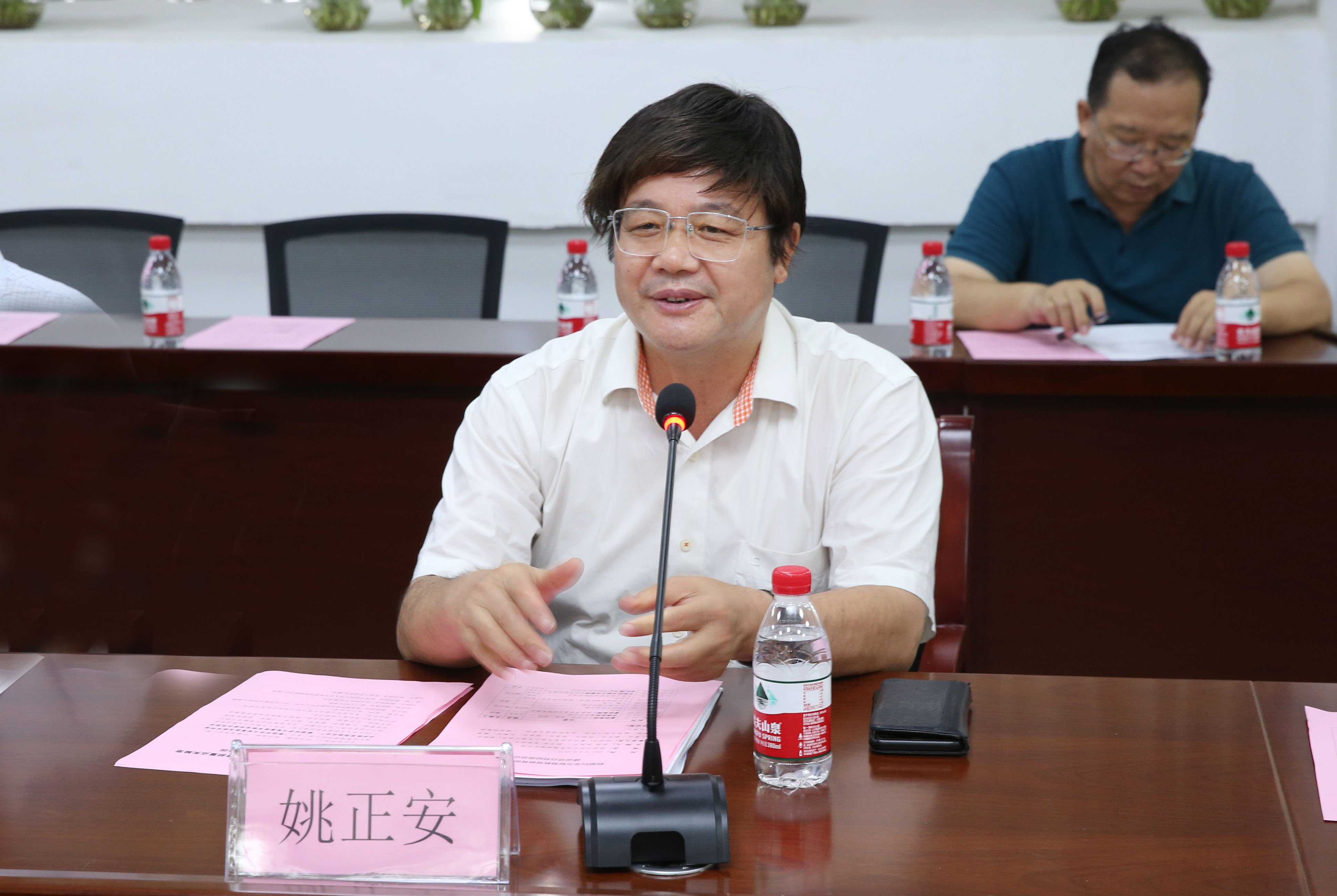 “数据科学与智慧教育”教育部重点实验室开展预验收