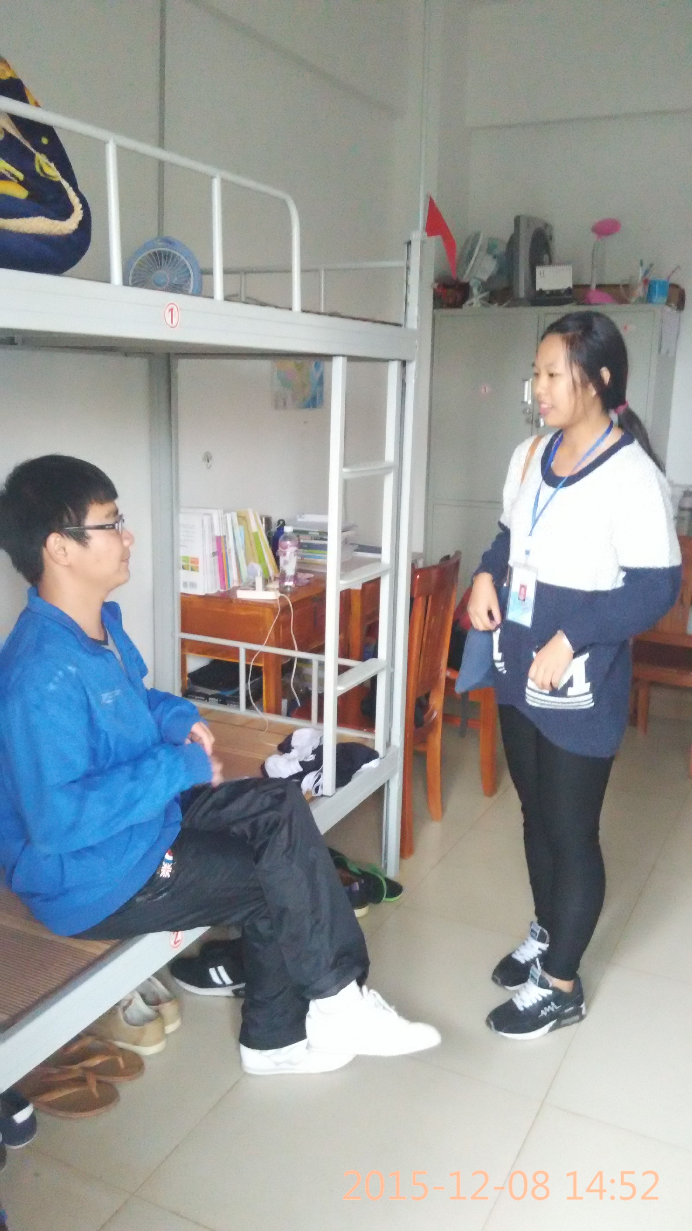 我为双创添光彩,我为双创做贡献记政法学院双创知识抽查工作