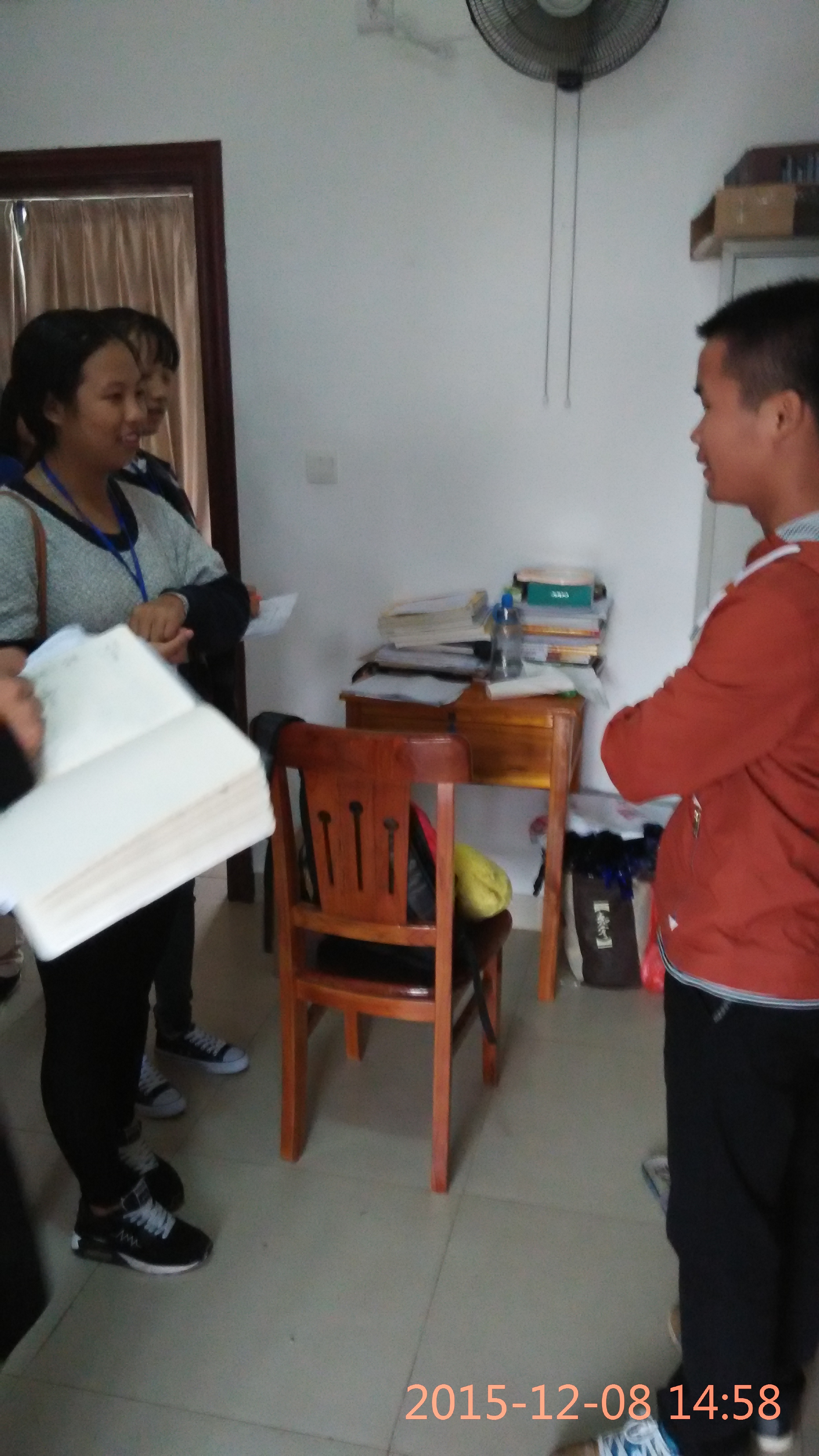 我为双创添光彩,我为双创做贡献记政法学院双创知识抽查工作