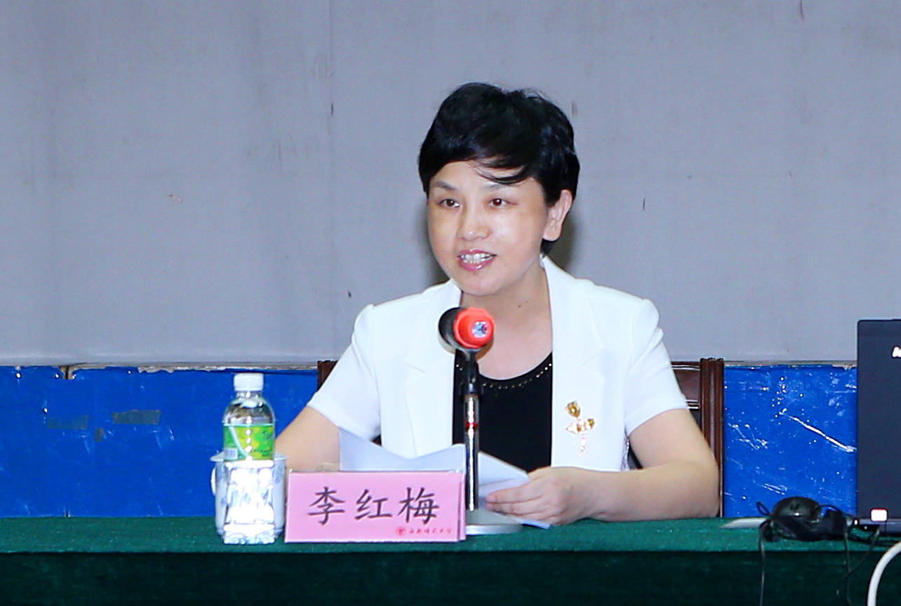 海南省发改委副主任朱华友到我校作报告