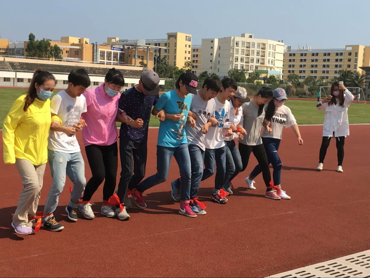 跳跃奔跑,运动永不停止――记法学院“三走”活动结束总结