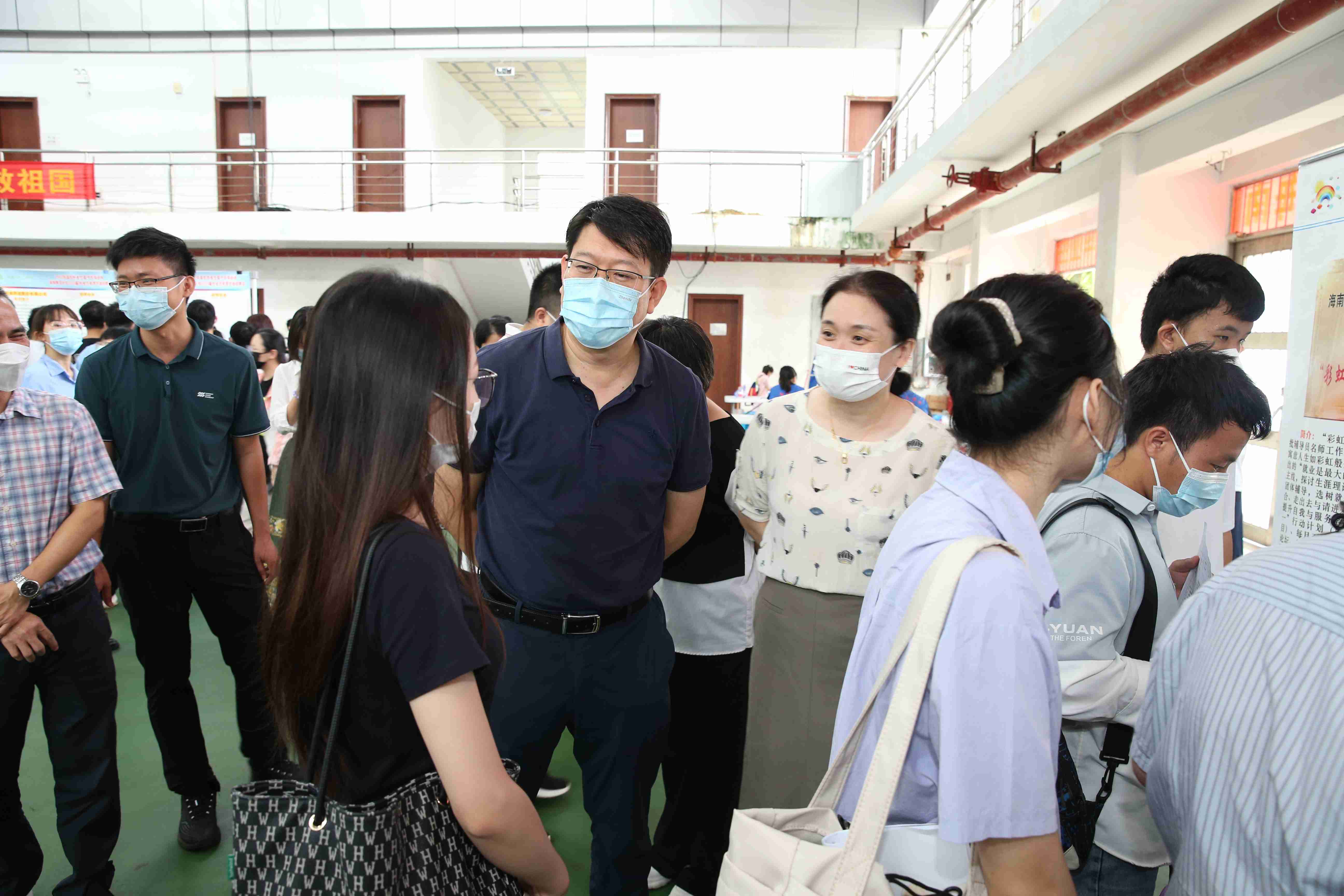 我校举办省内高校首场2023届毕业生秋季线下专场招聘会