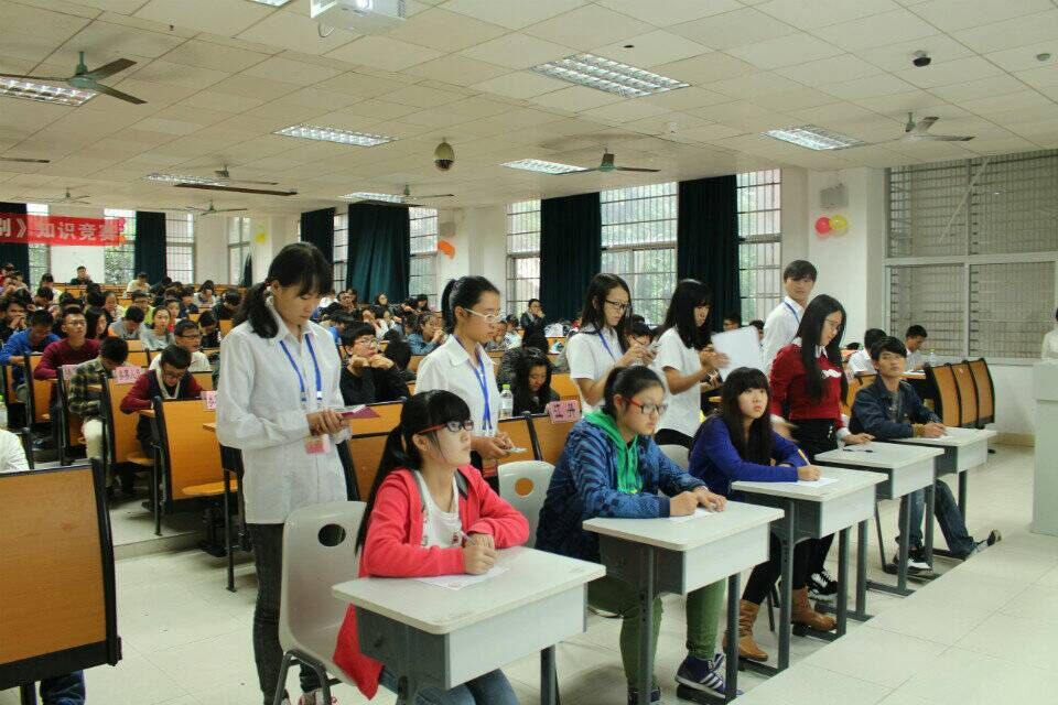 自主创新，提升自身知识技能――记物理与电子工程学院知识竞赛之色环电阻识别决赛