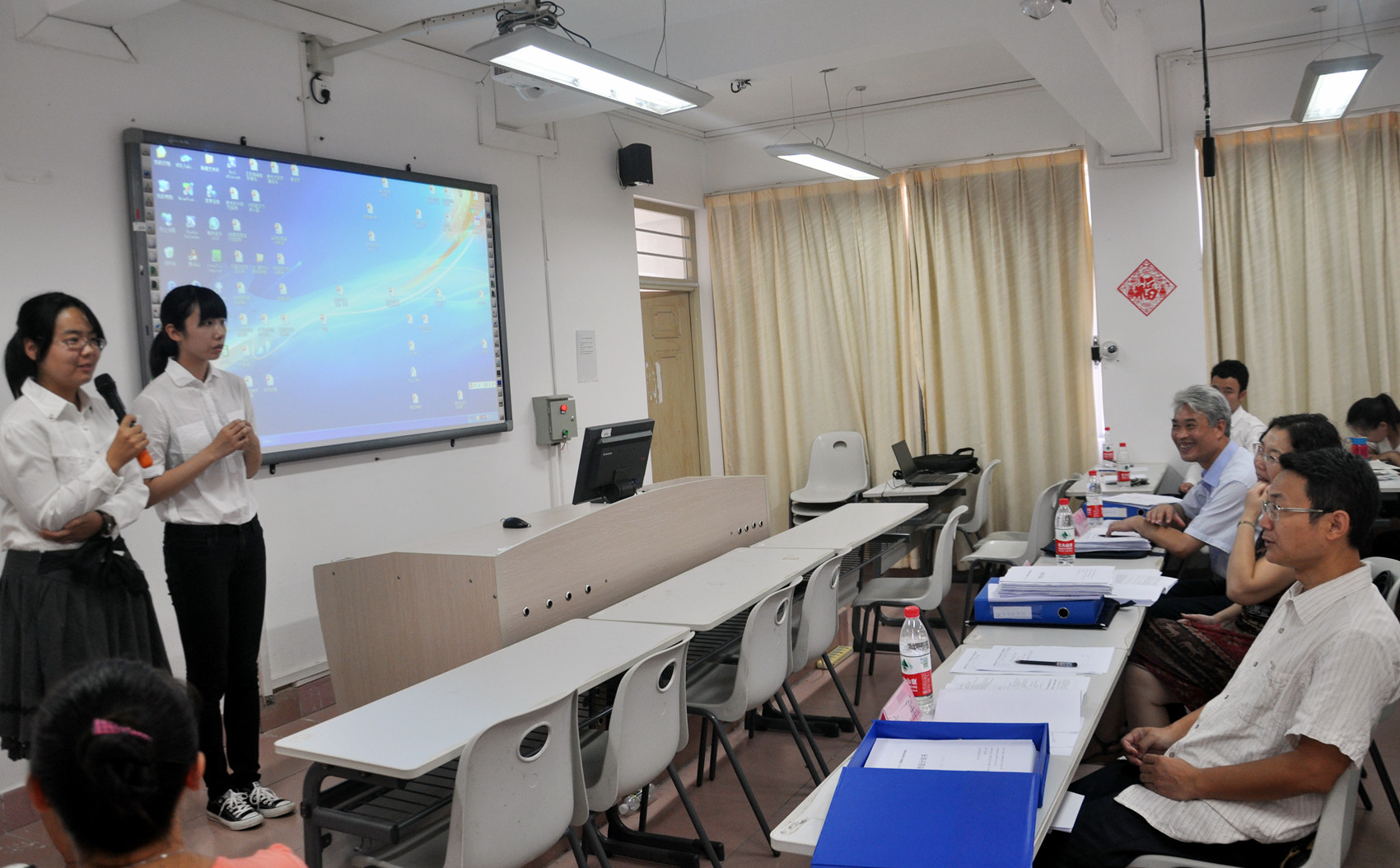 招生就业处举办2016年“大学生创业训练、创业实践项目”复审会
