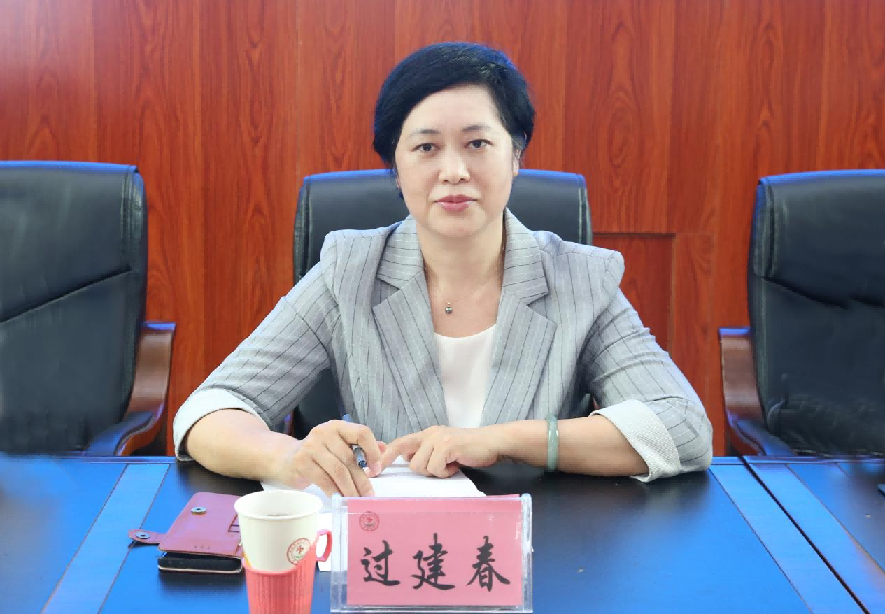 过建春带队参加“教授博士智囊团队服务基础教育”项目对口帮扶琼海嘉积三中启动仪式