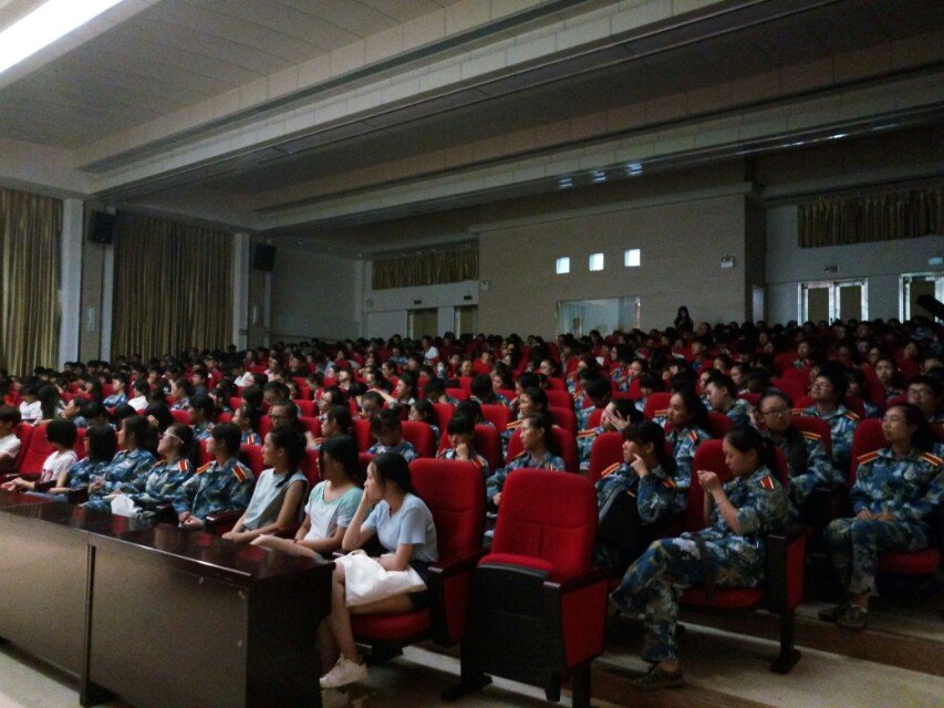 教育科学学院举办诚信教育与救护知识讲座