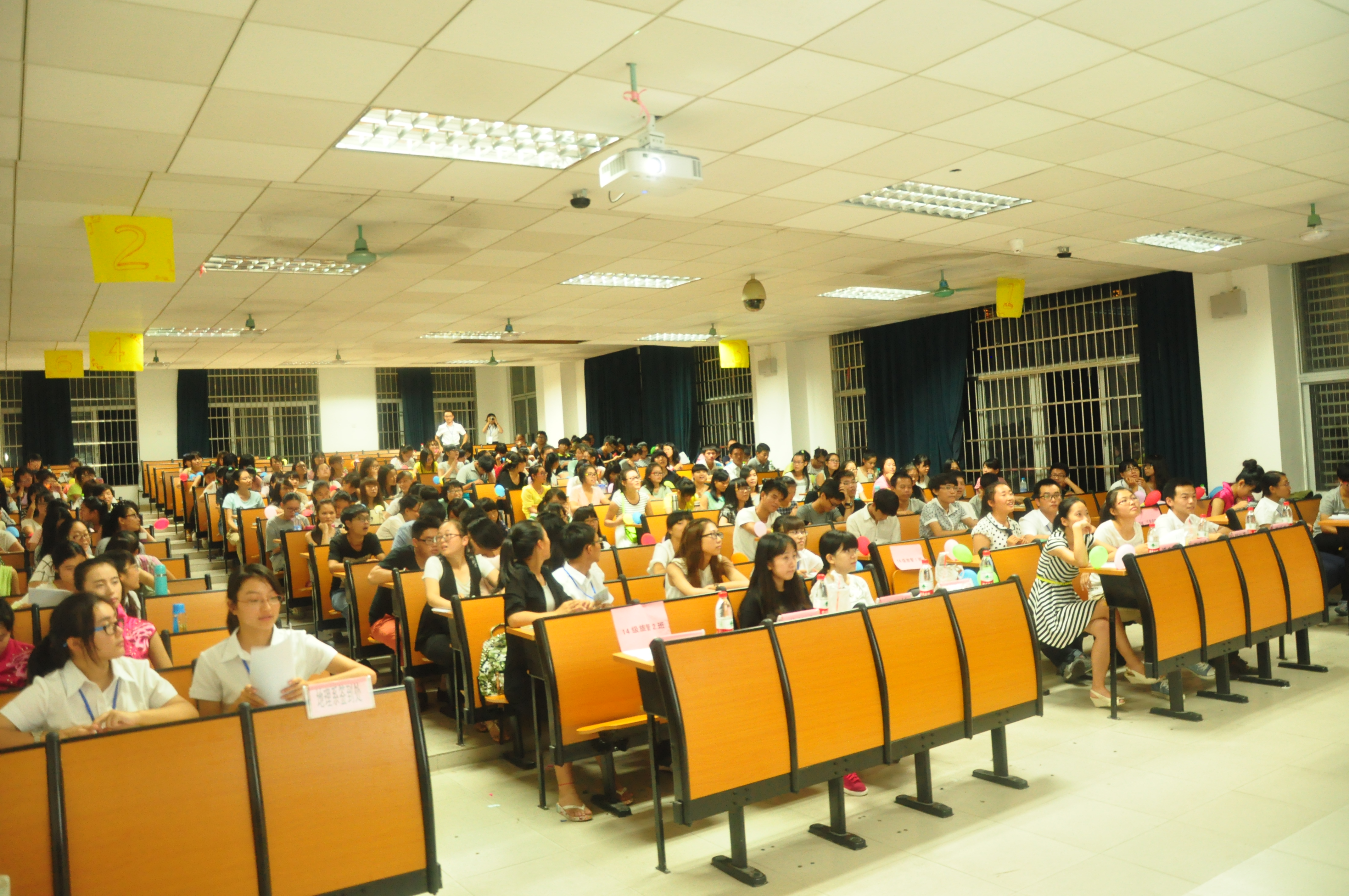 遵规守纪，全面发展――记地理与旅游学院校纪校规知识问答