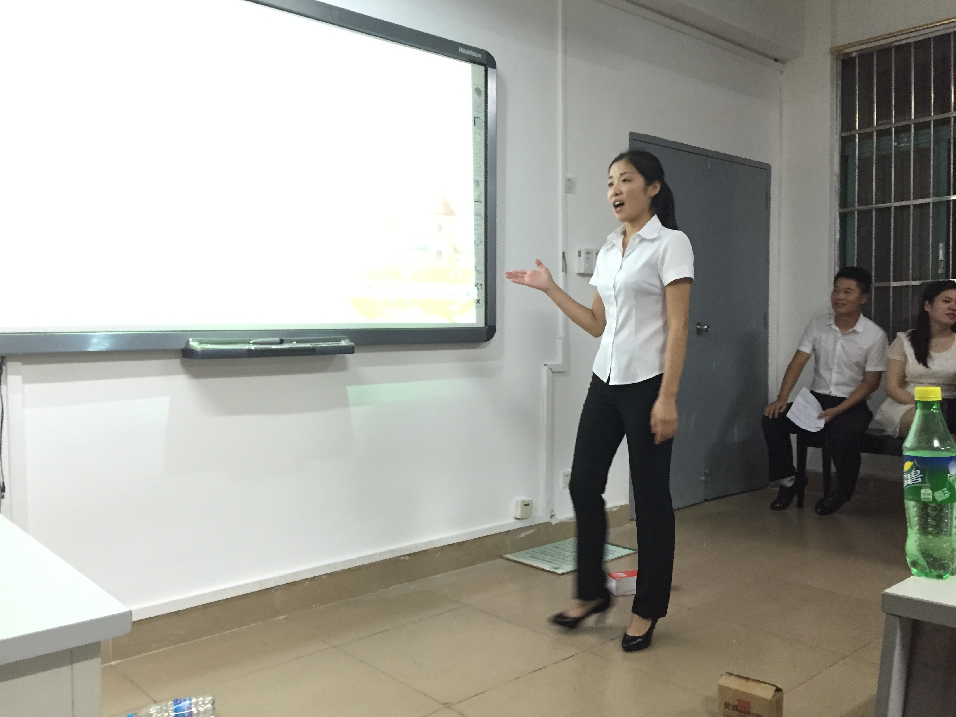 未来名师风采，就看今朝――记音乐学院第四届教师技能大赛之板书技能、班主任技能专场