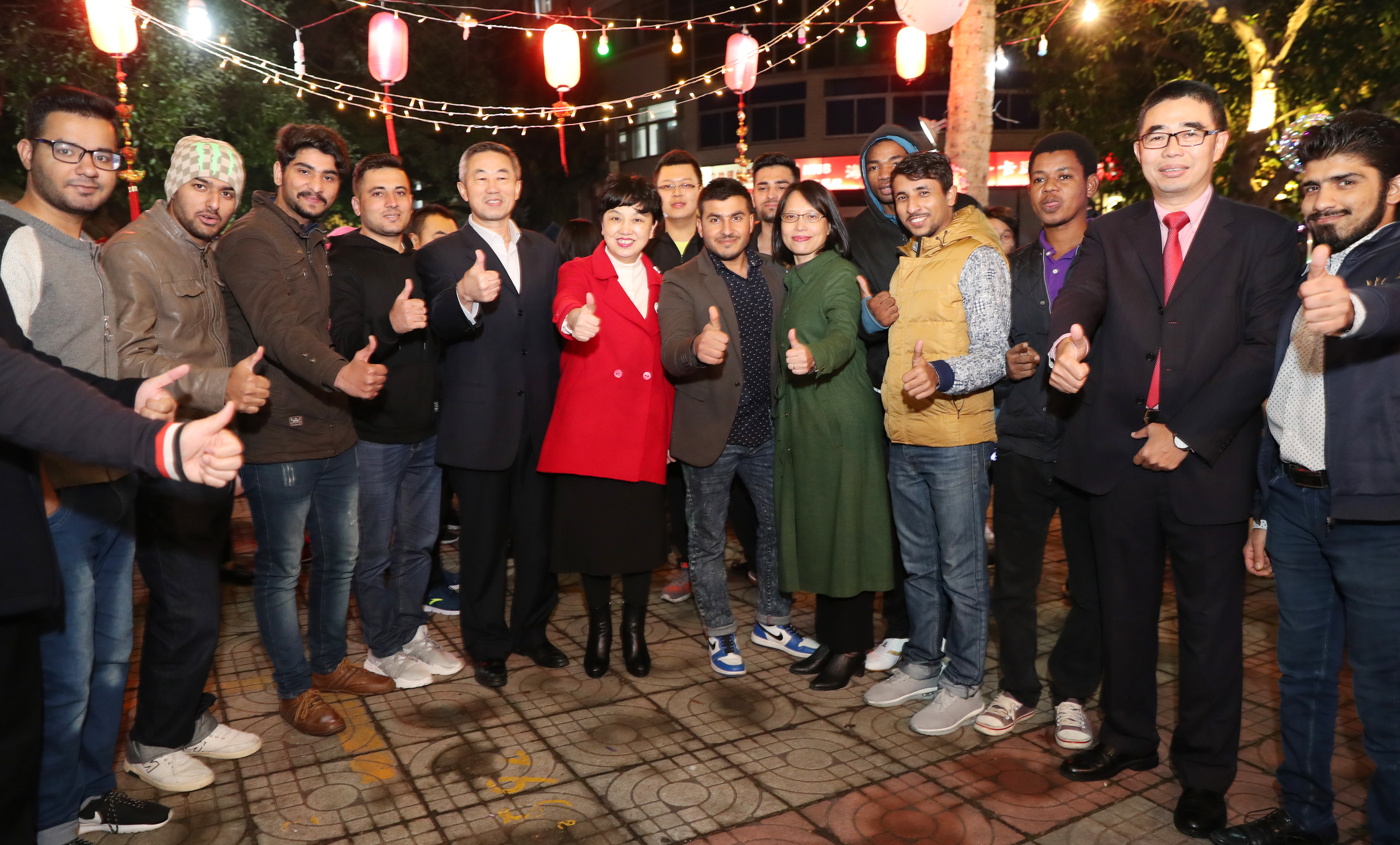 我校举行2019年元旦游园活动