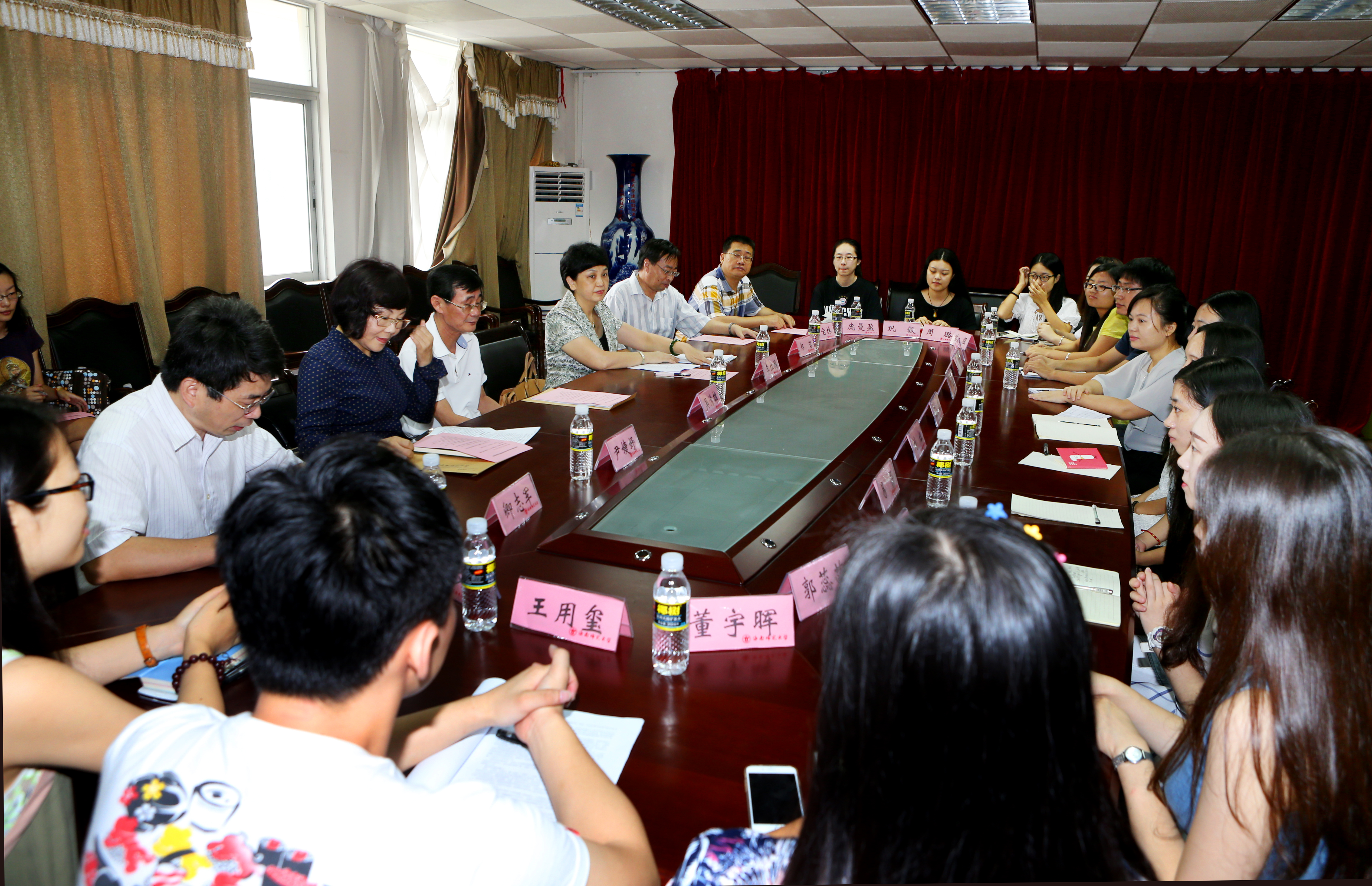 我校新闻专业研究生培养首次实行“双导师”制