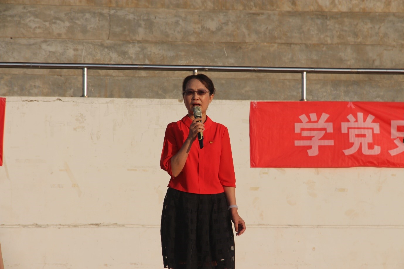 青年之声・记海南师范大学历史文化学院升旗仪式