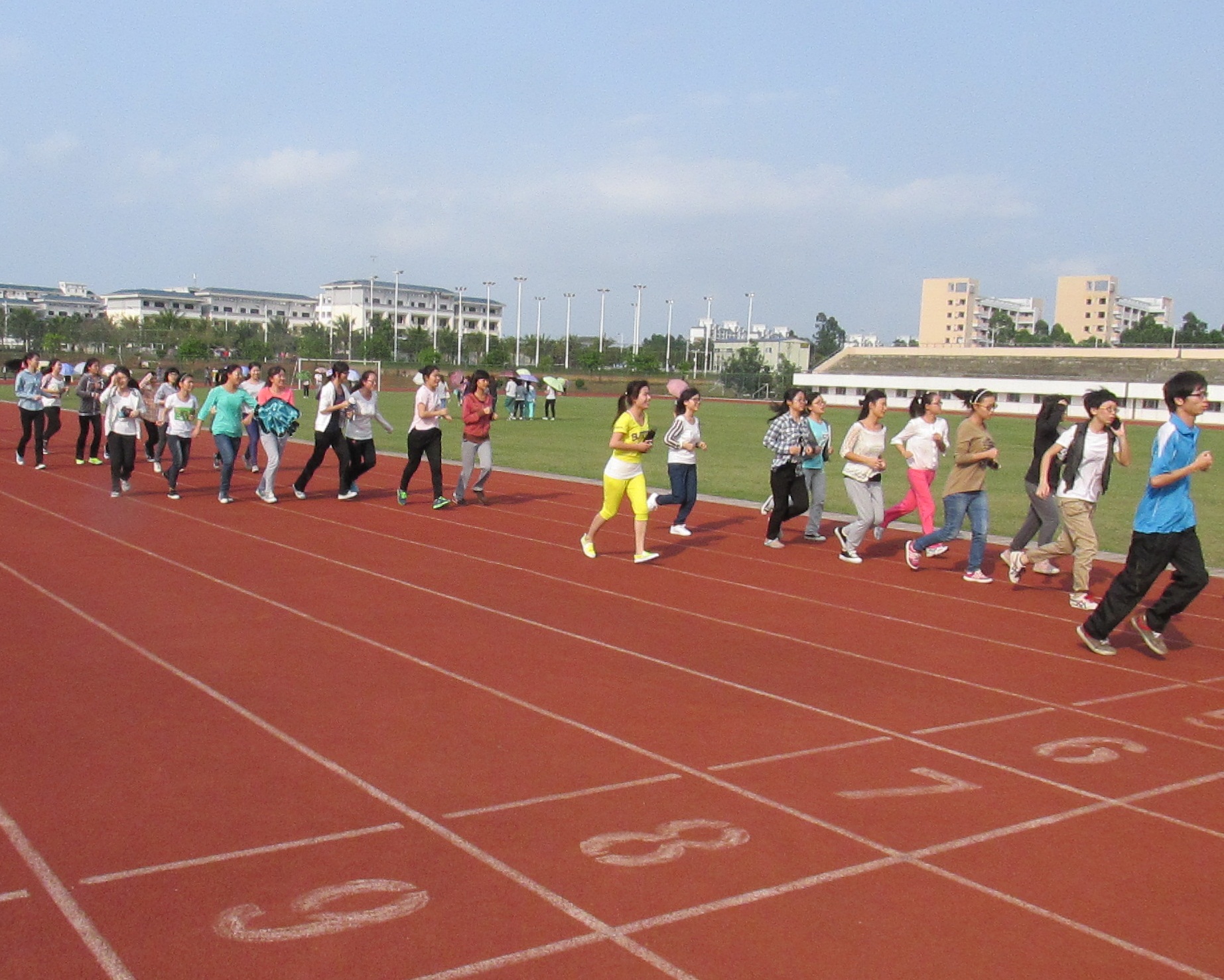 一周一跑，青春不显老——记文学院冬季长跑活动