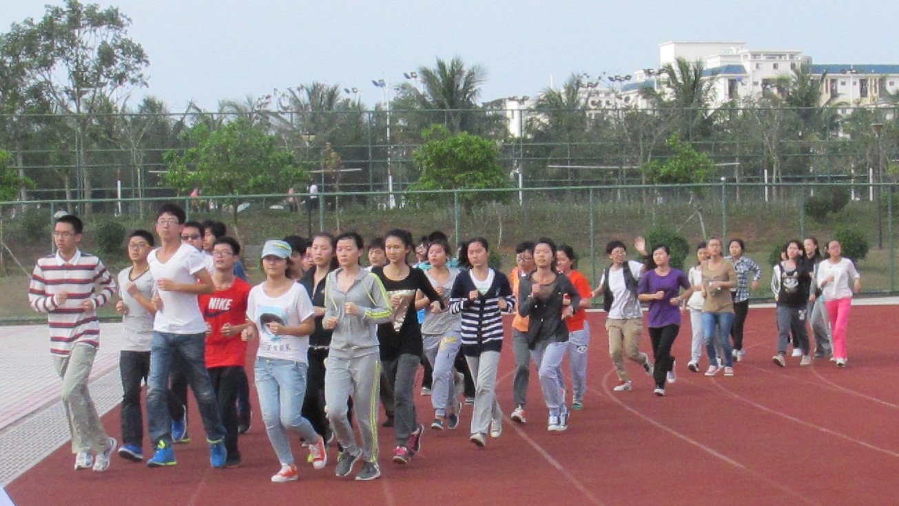 一周一跑，青春不显老——记文学院冬季长跑活动