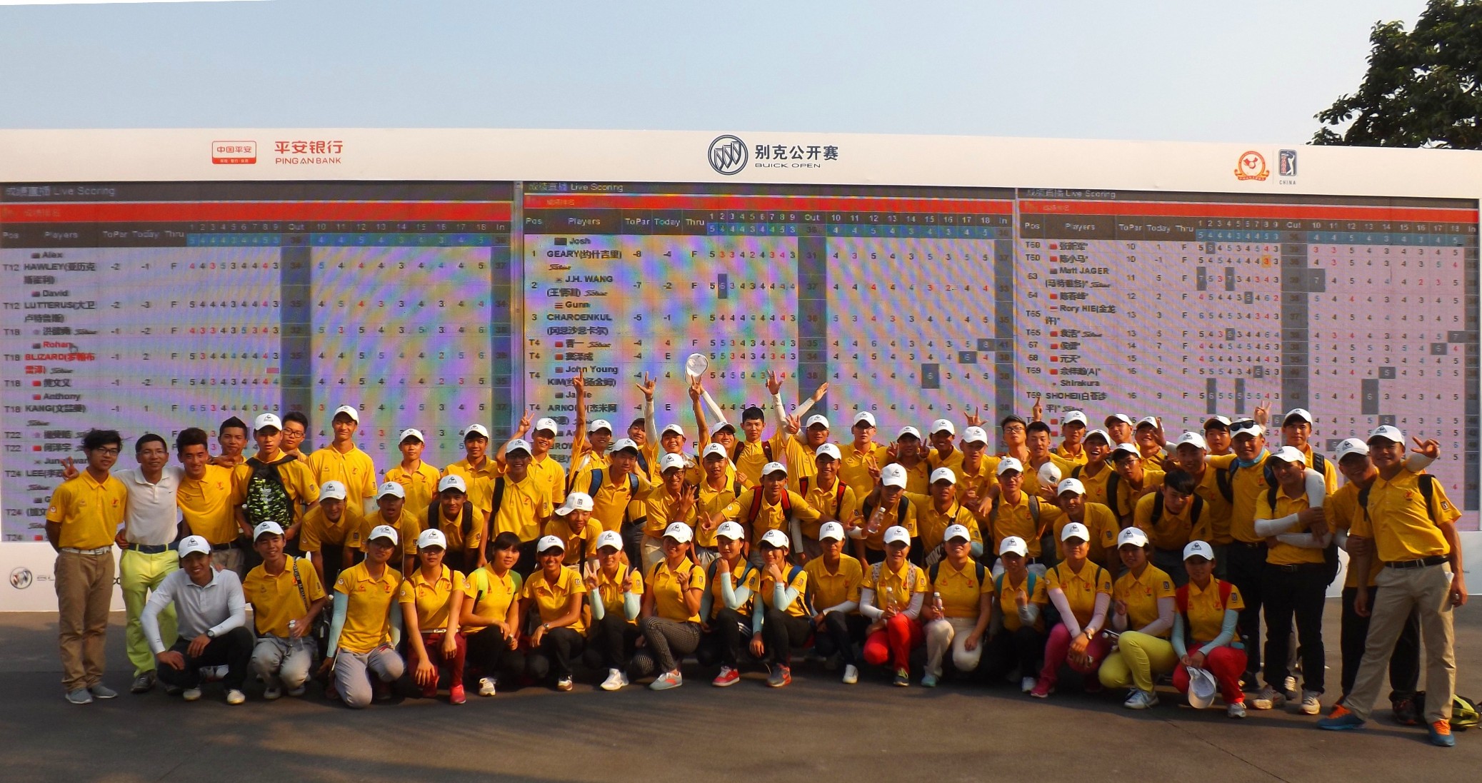 我校学生担任国际高尔夫赛事志愿者获多家媒体报道