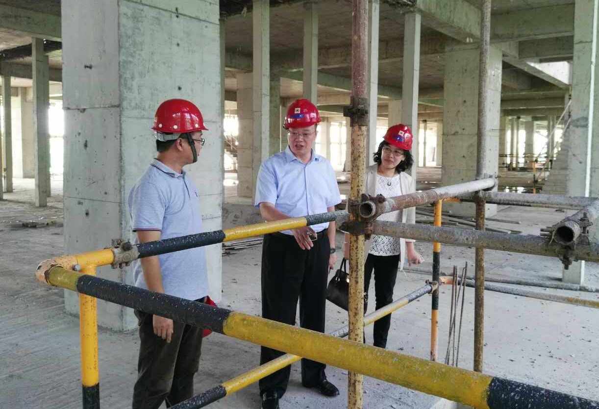 校领导调研桂林洋校区教学综合设施建设