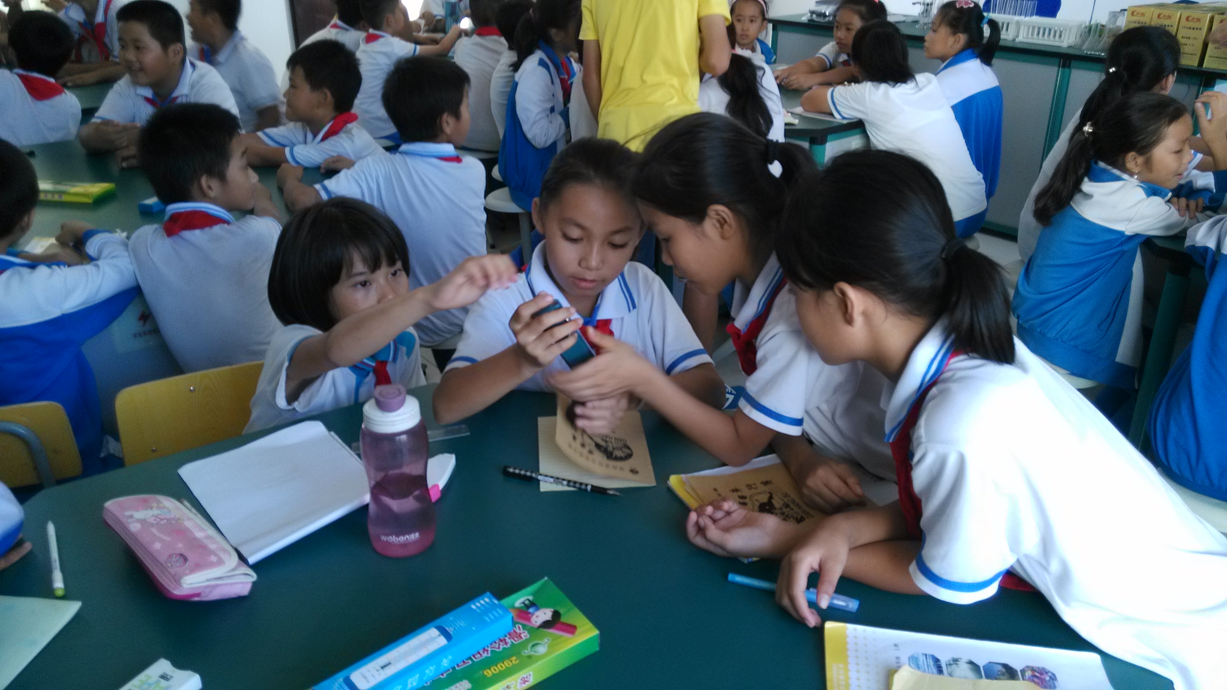 走进小学，科普教育――记文学院青年志愿者协会第二次科普活动