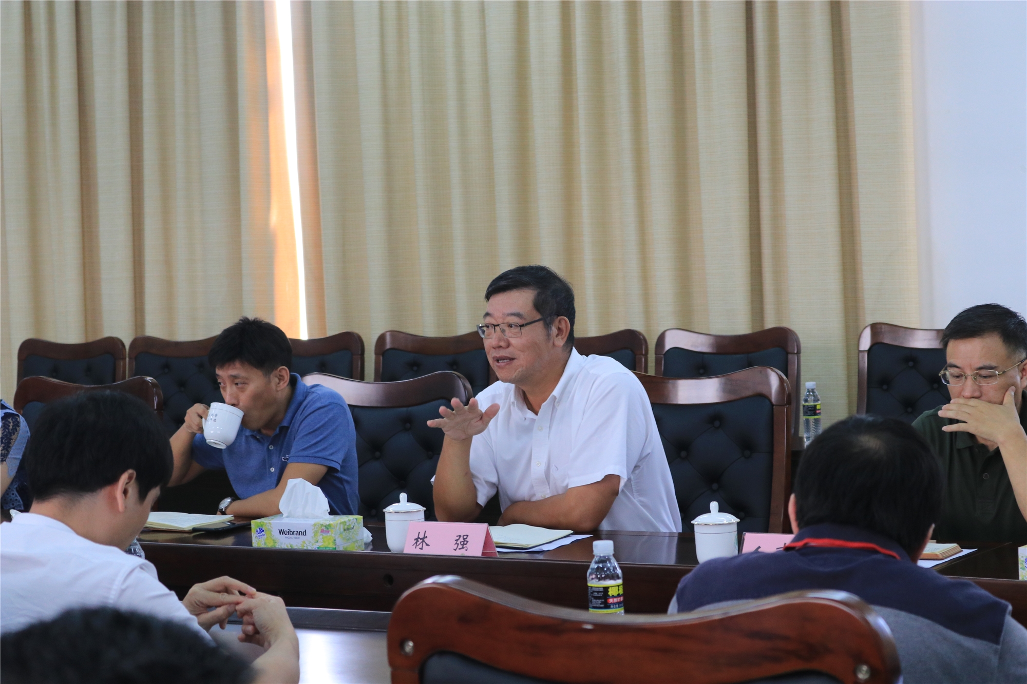 我校桂林洋校区召开师生见面会