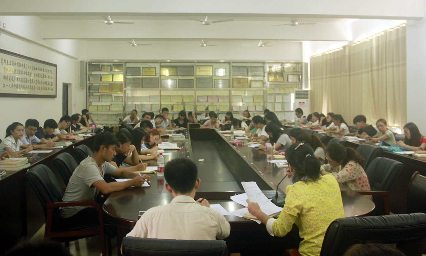 【“双创”专题8】大学生：“双创”从我做起