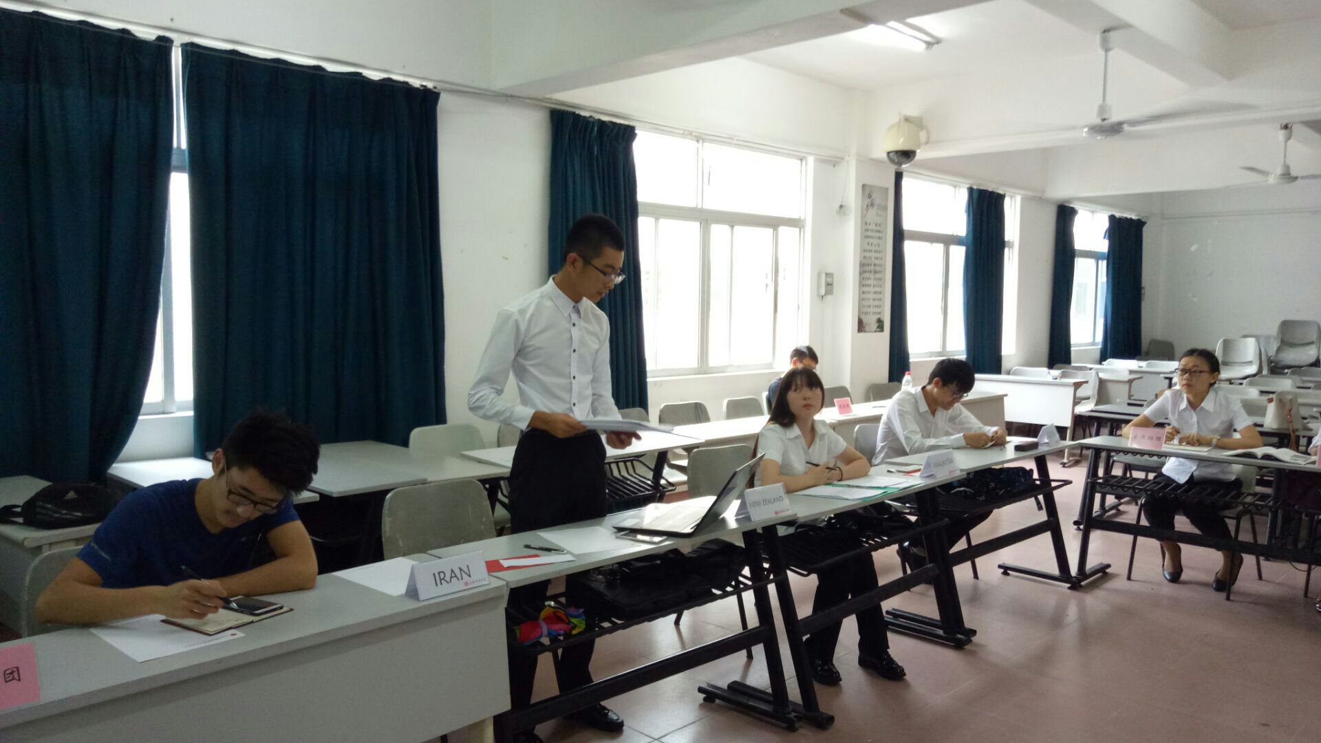 青年之声·海南师范大学首届模拟联合国大会成功举行