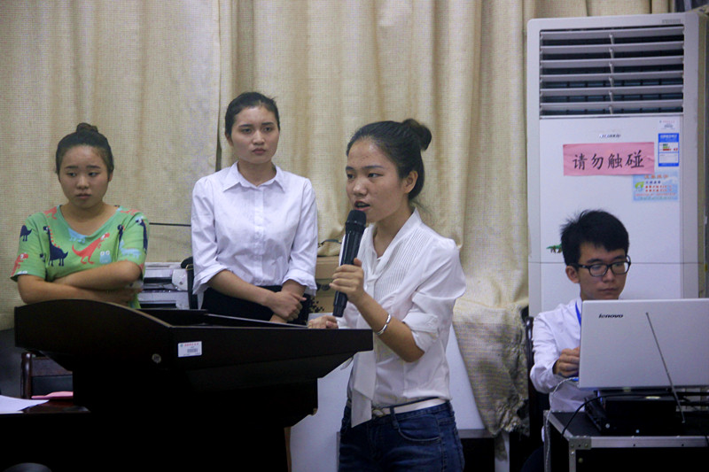 写作有径 诚心交流――记文学院第三届秉文科研兴趣小组暨第五届“探骊杯”大学生学术