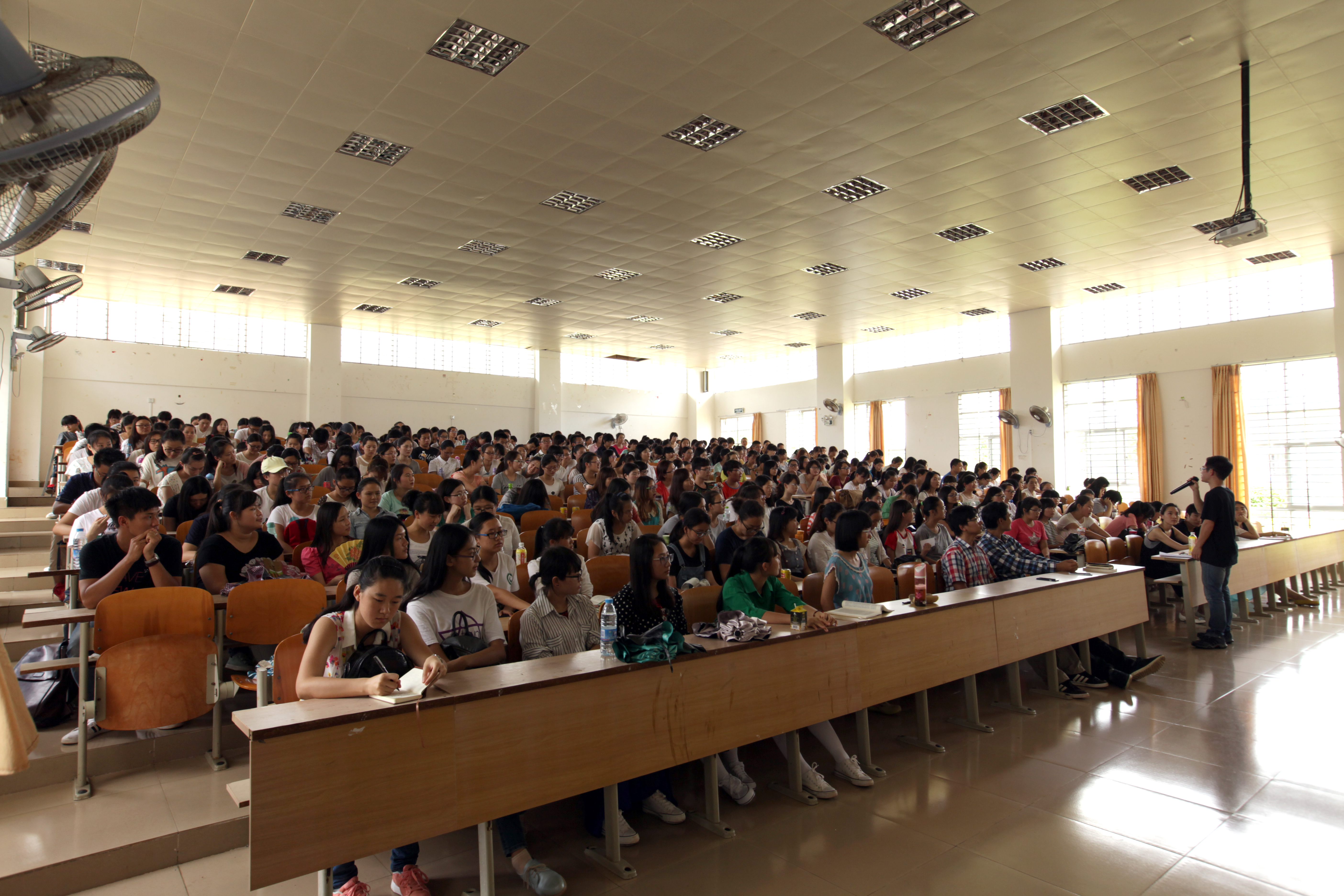 做更好的自己——记文学院2014级年级大会汉语言文学专业分会