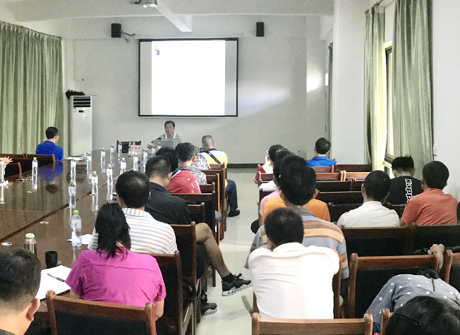 苏州大学博士生导师王家宏教授来我校讲学