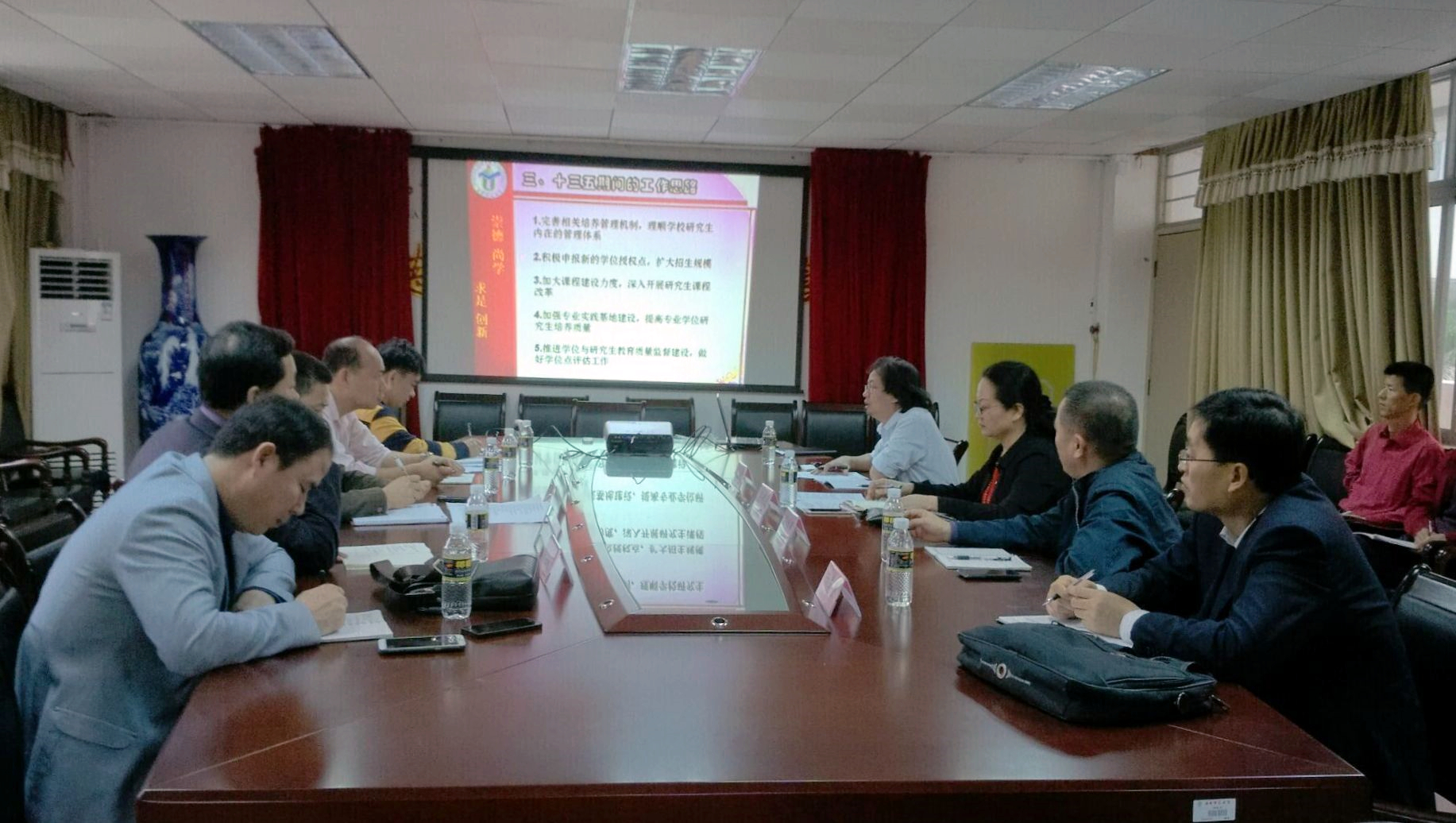 省教育厅专家组调研我校研究生教育发展现状