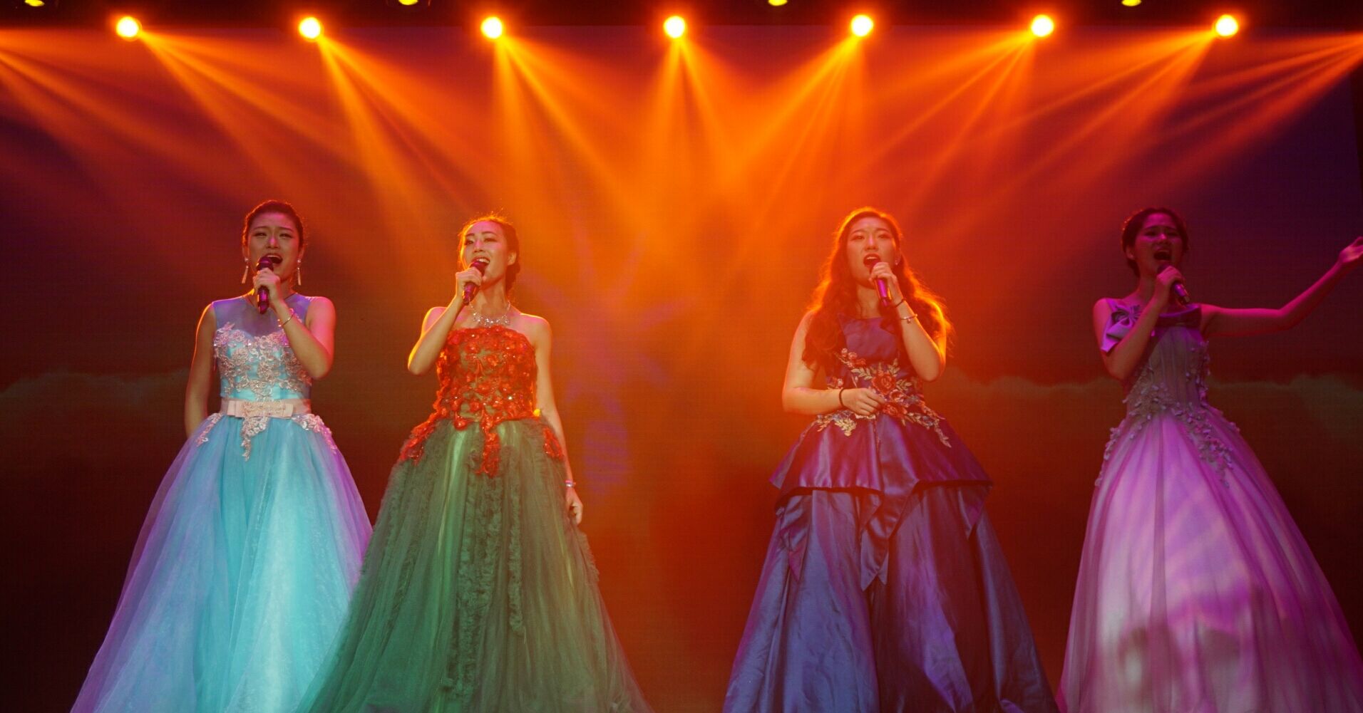 2012级音乐班毕业大戏《给所有知道我们名字的人》隆重上映