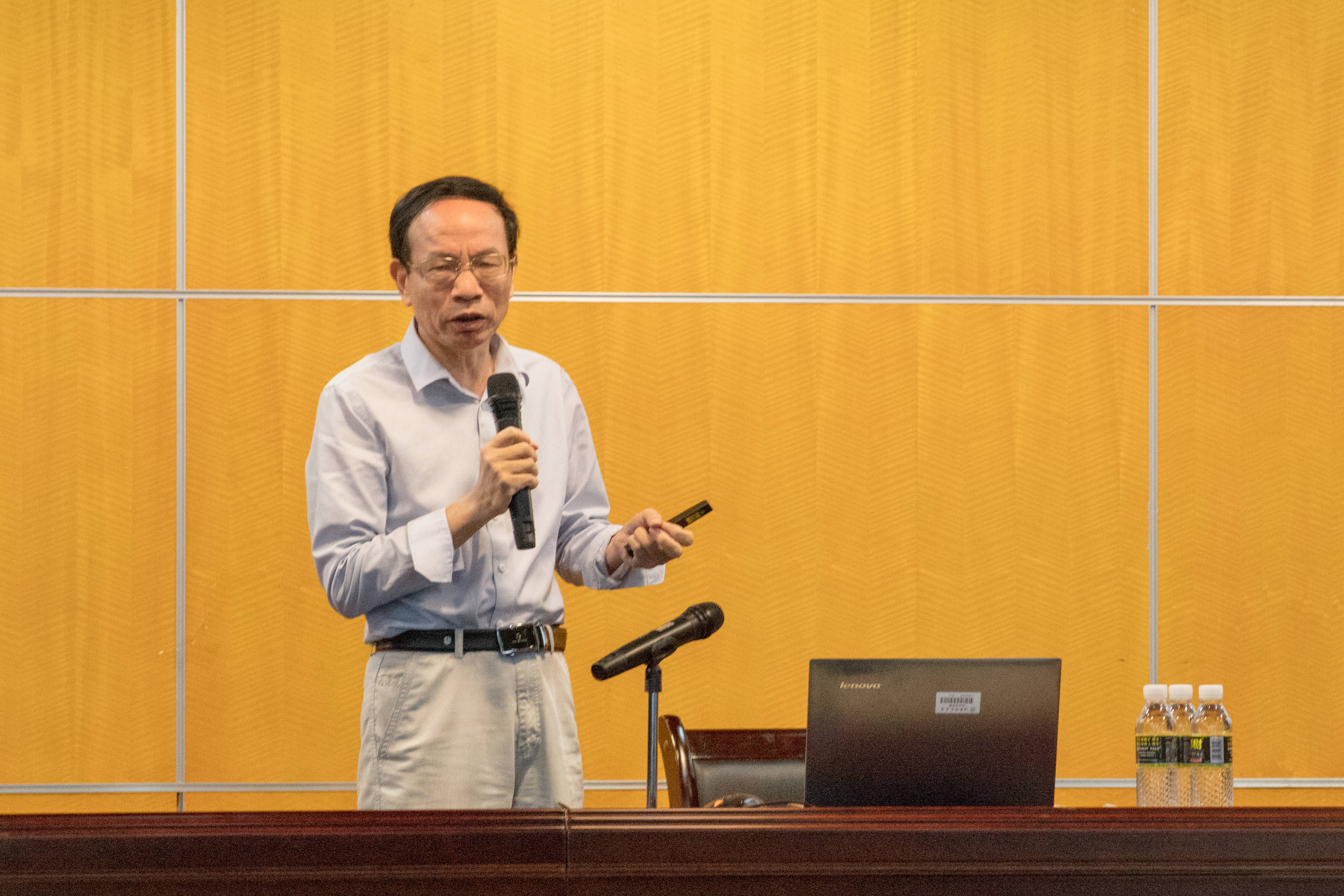 海南省化学化工学科论坛与发展研讨会在我校召开