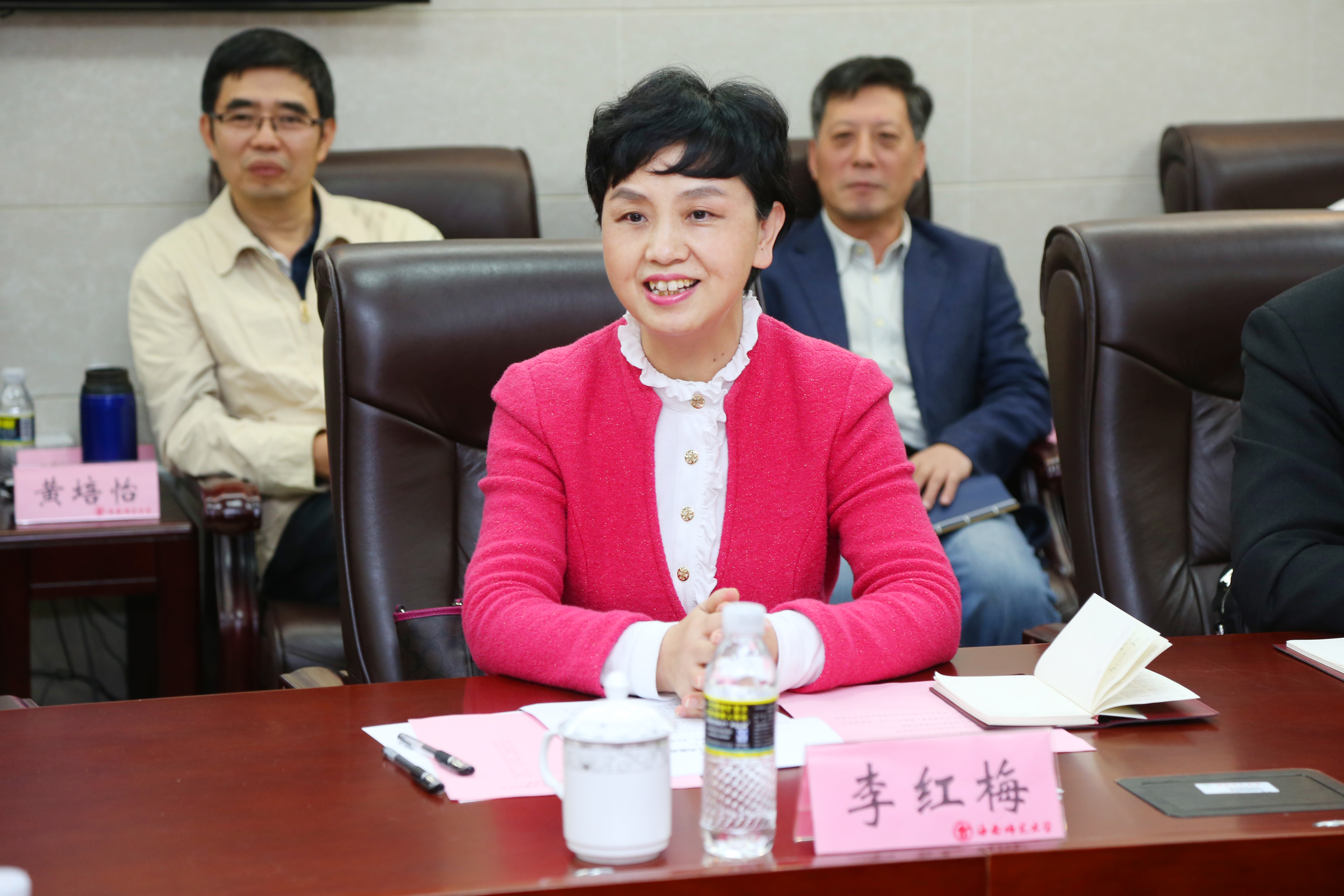 我校与西南大学签订合作办学协议