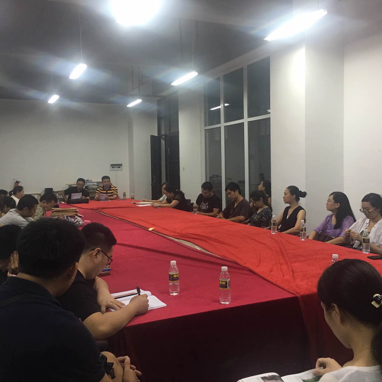 开展大研讨大行动 促进思想大解放 助力建设美好新海南