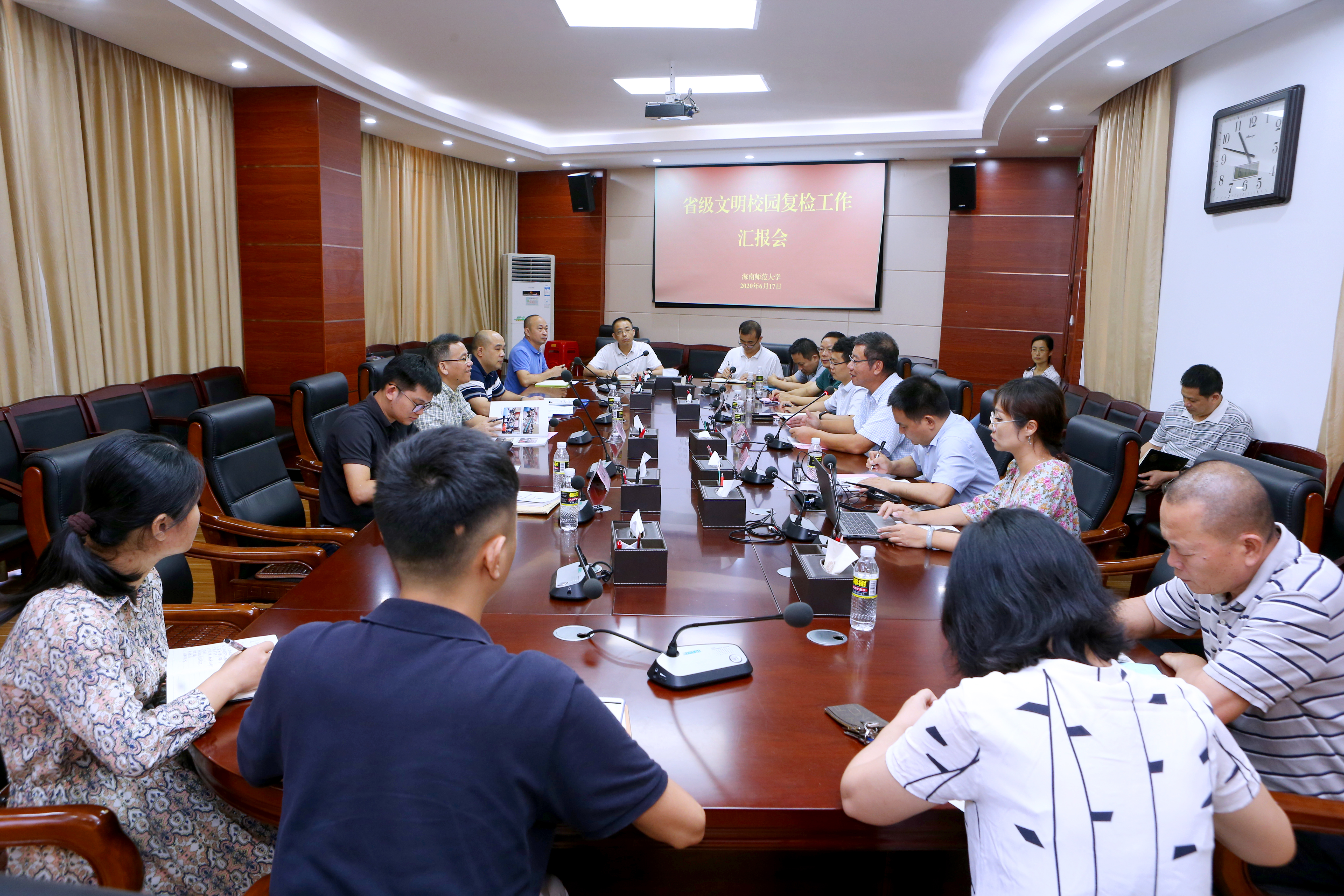 省文明办到我校复查省文明校园建设工作