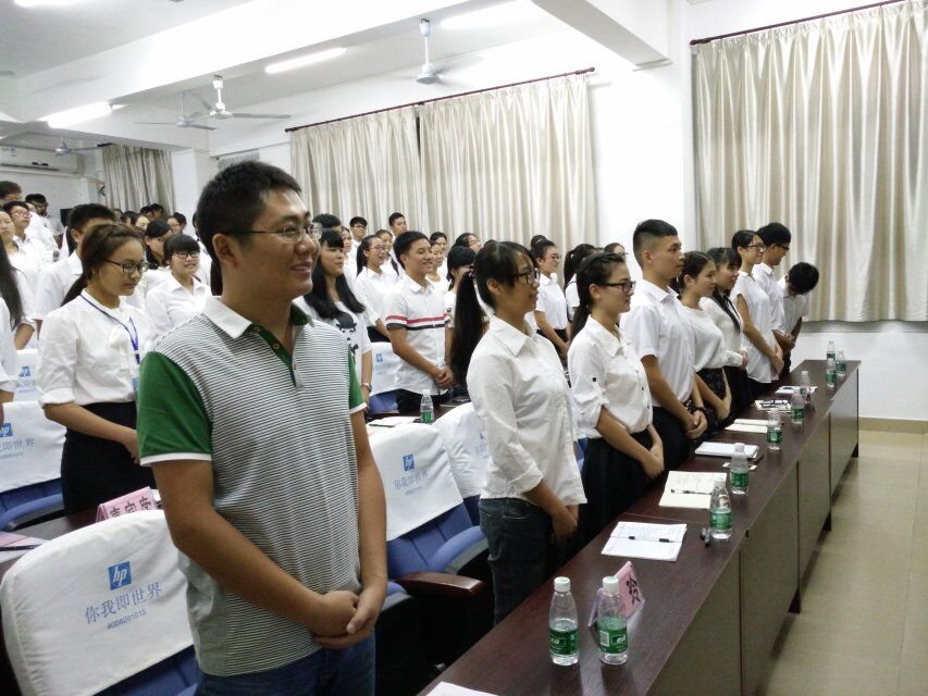 领文明礼仪,现魅力风采――记生命科学学院团学干部培训系列之礼仪培训