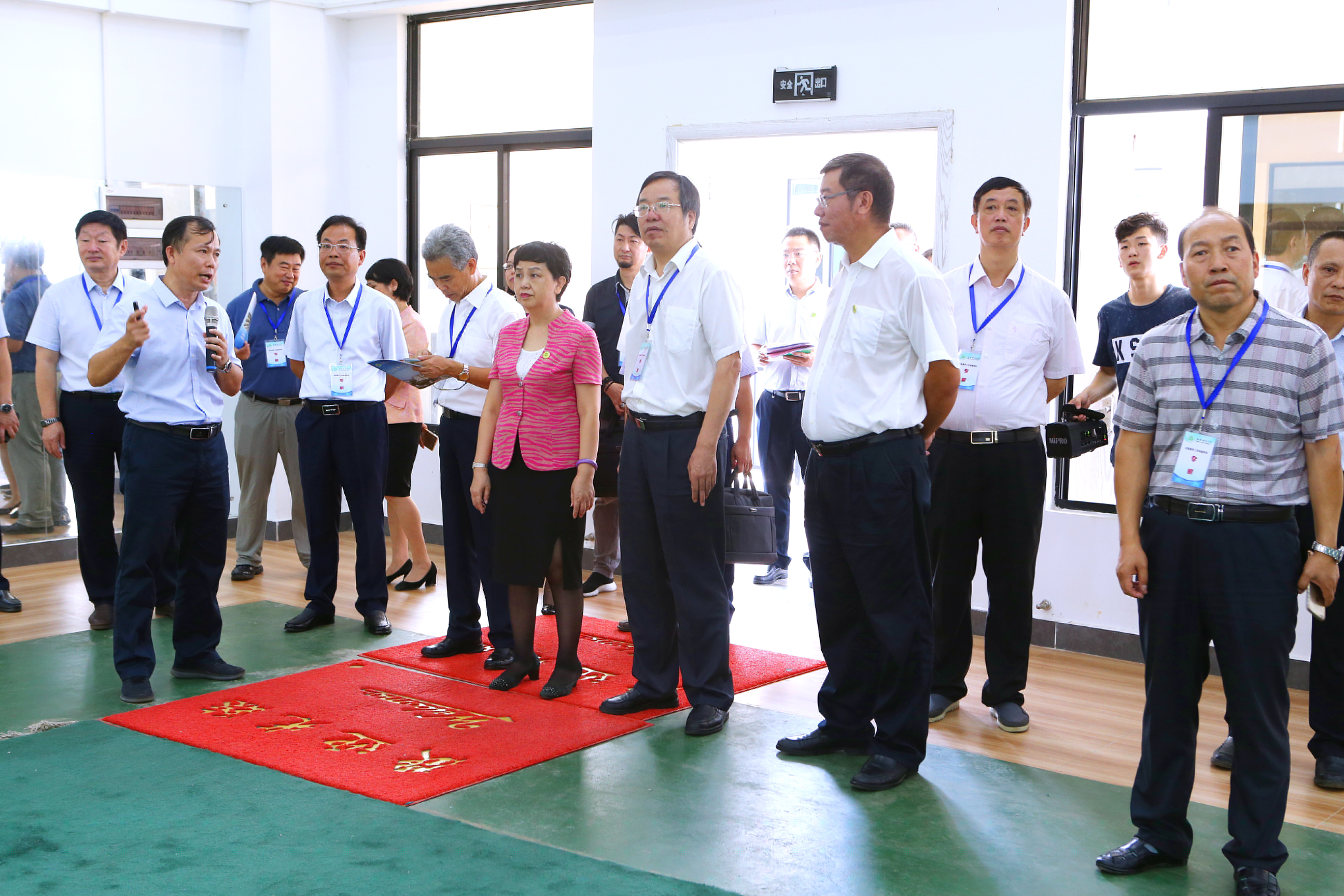 我校举行本科教学工作审核预评估专家见面会