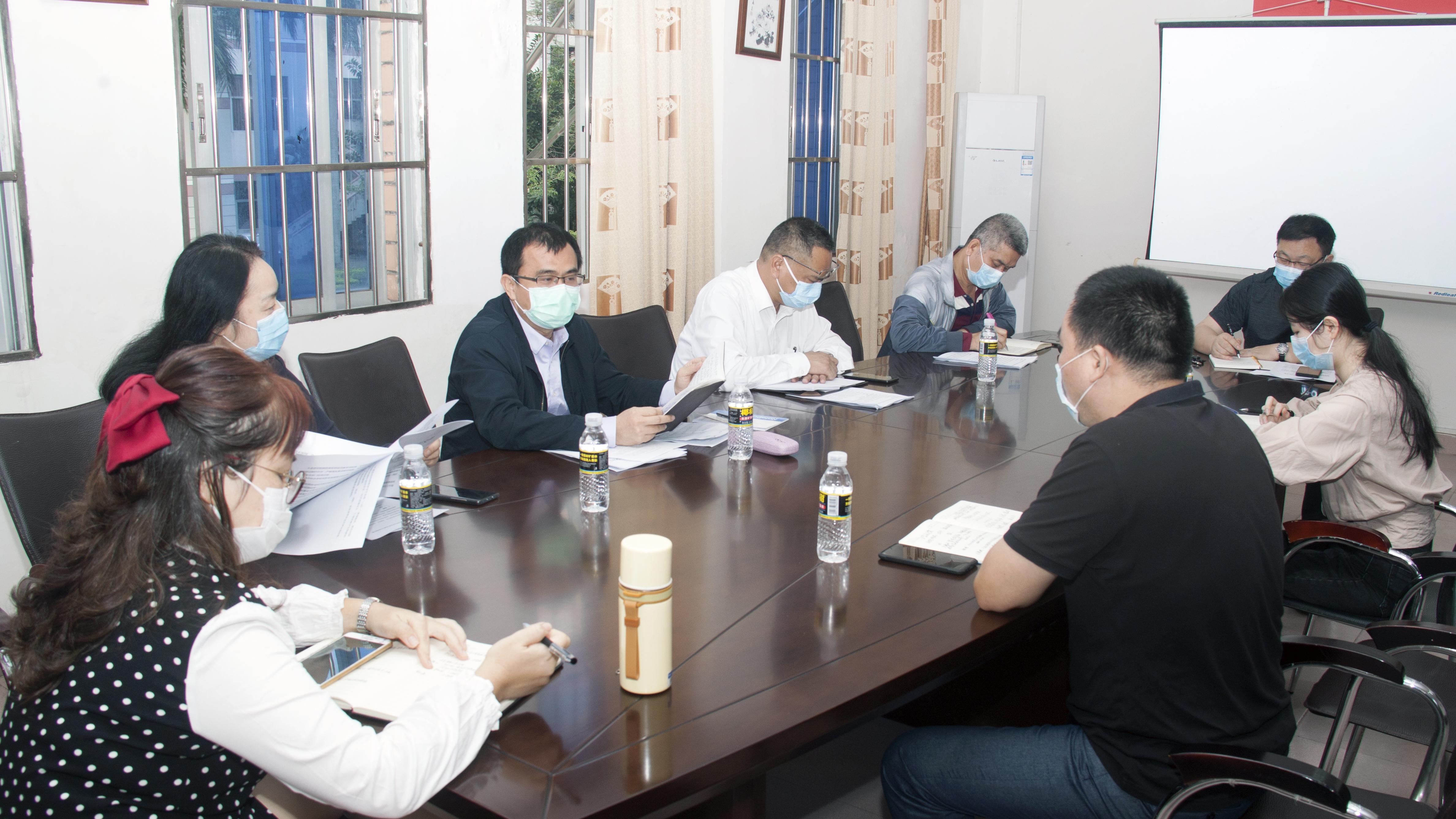 国际教育学院召开开学返校部署准备会议