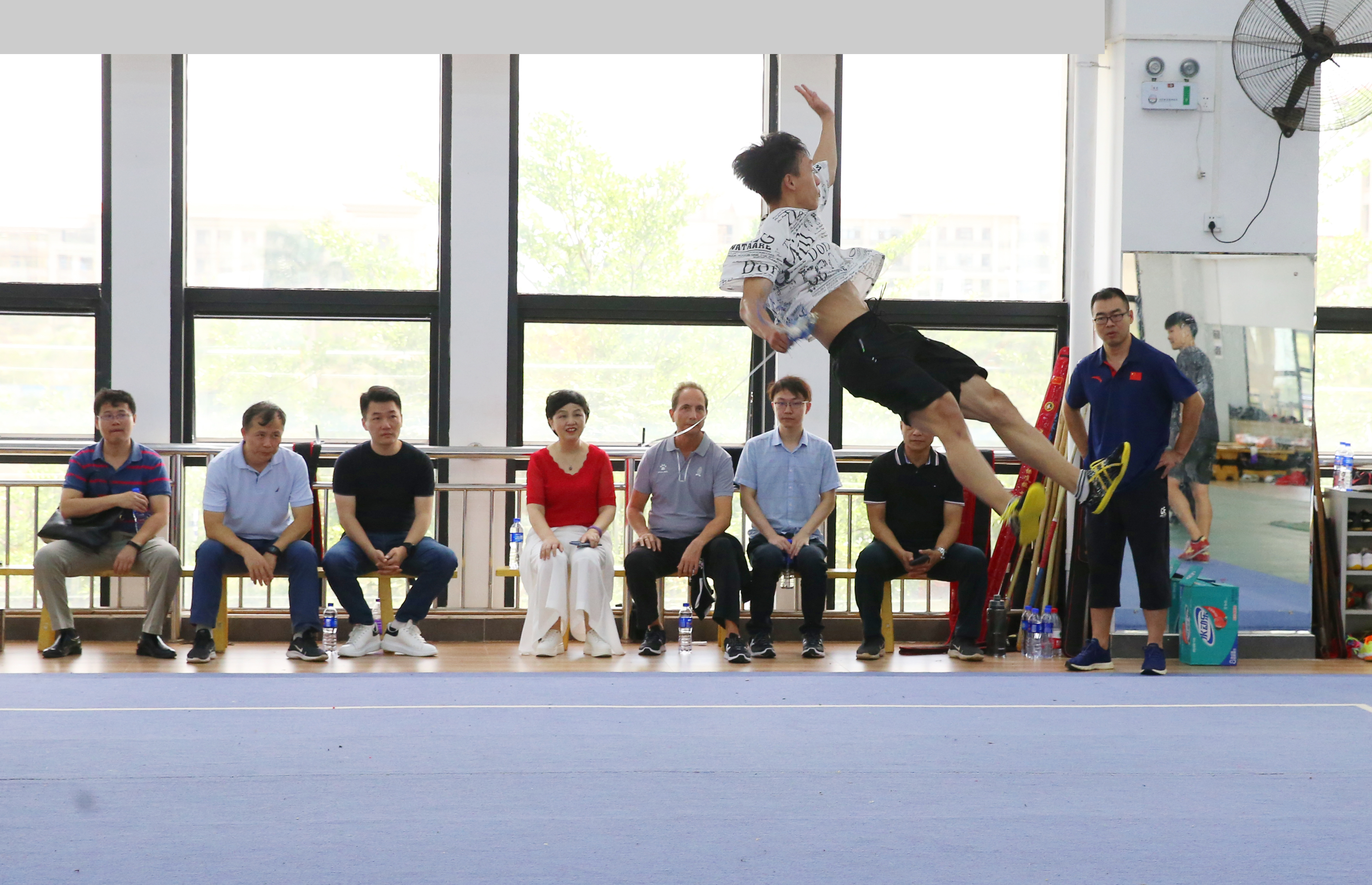 李红梅勉励学运会参赛学子：树立必胜信心 展现自贸港大学生风采